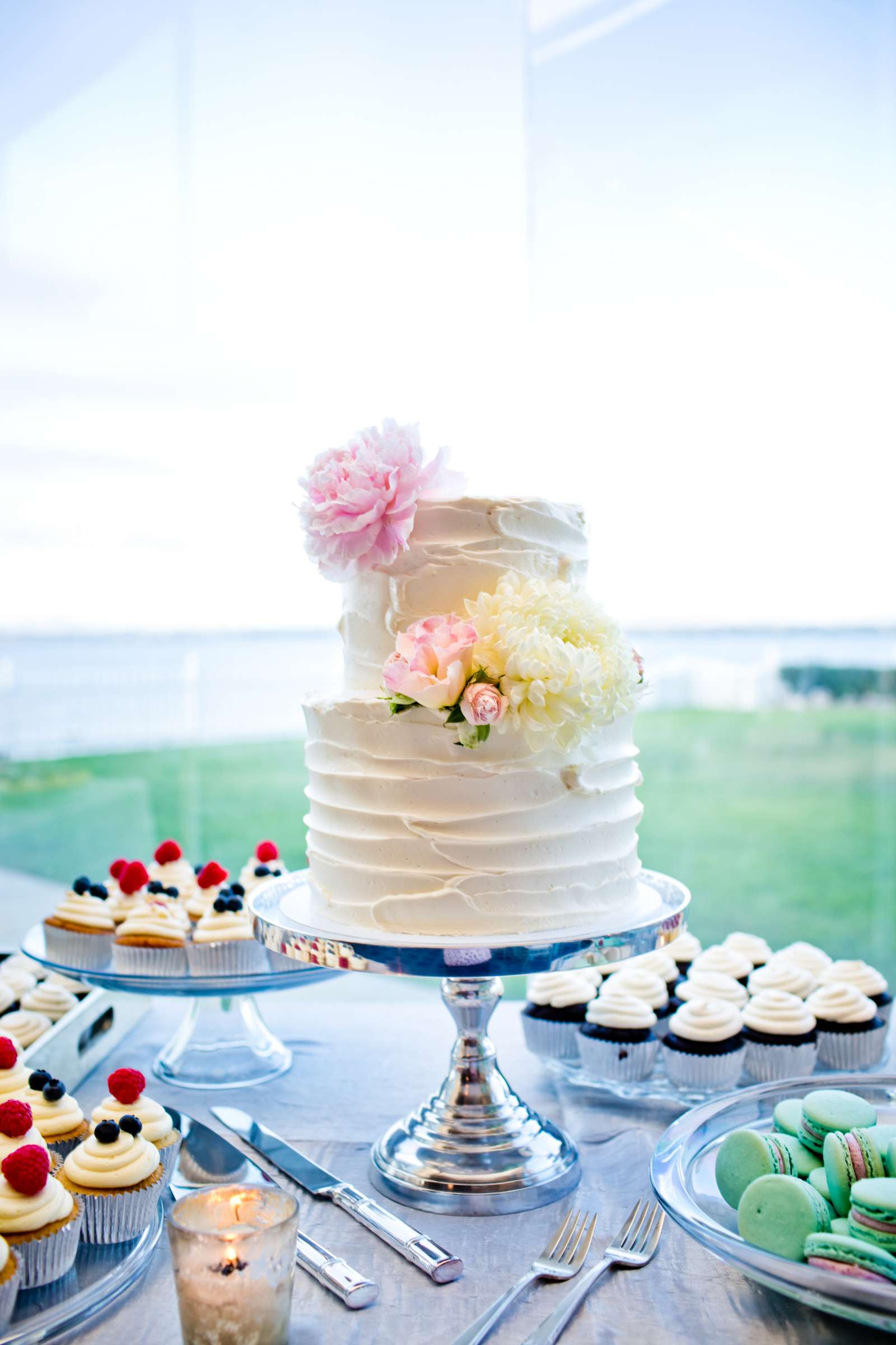 Cake at Coronado Cays Yacht Club Wedding coordinated by Creative Affairs Inc, Katie and Gene Wedding Photo #125008 by True Photography