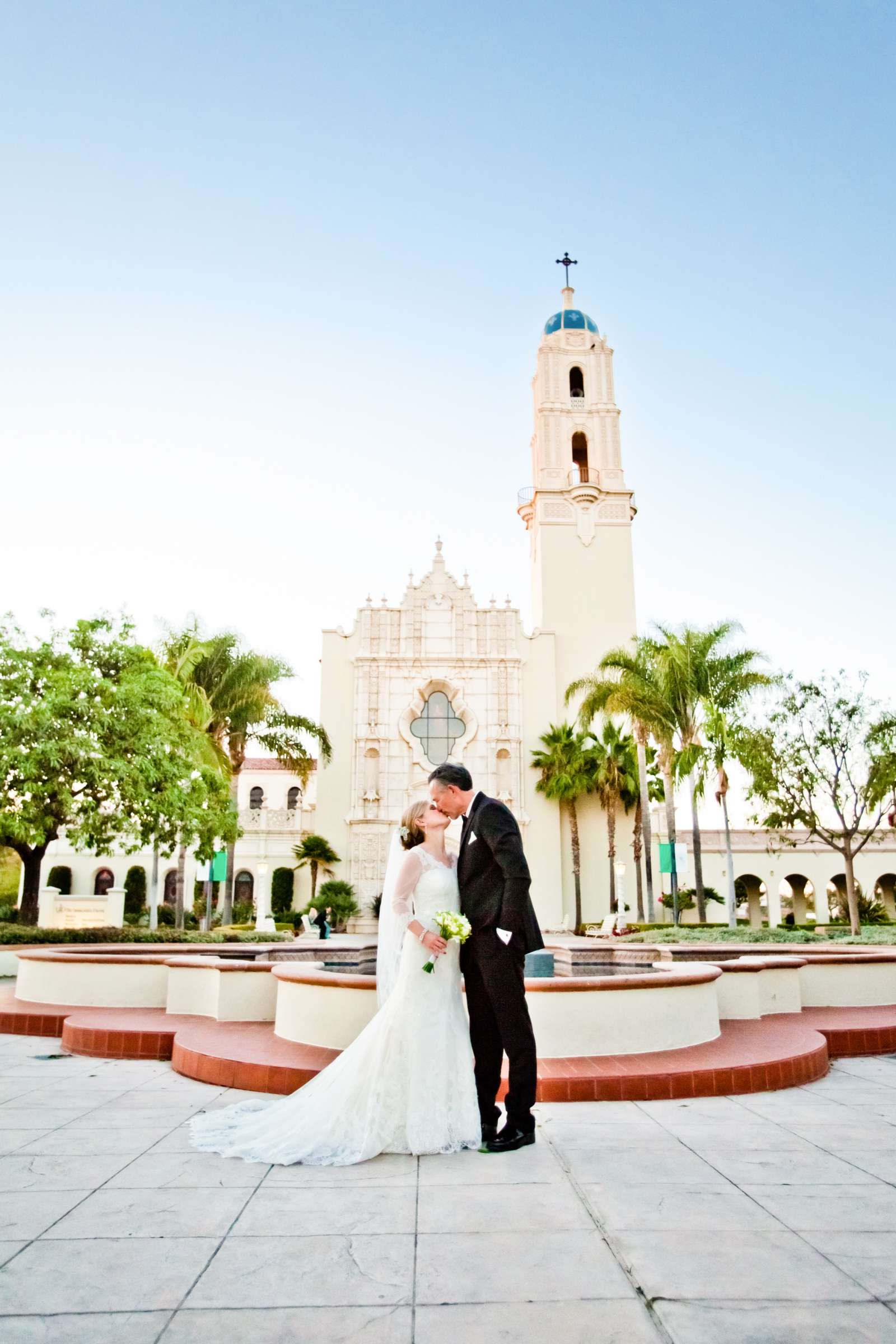 San Diego Central Library Wedding coordinated by Betty Blue Events, Shannon and Martin Wedding Photo #347292 by True Photography