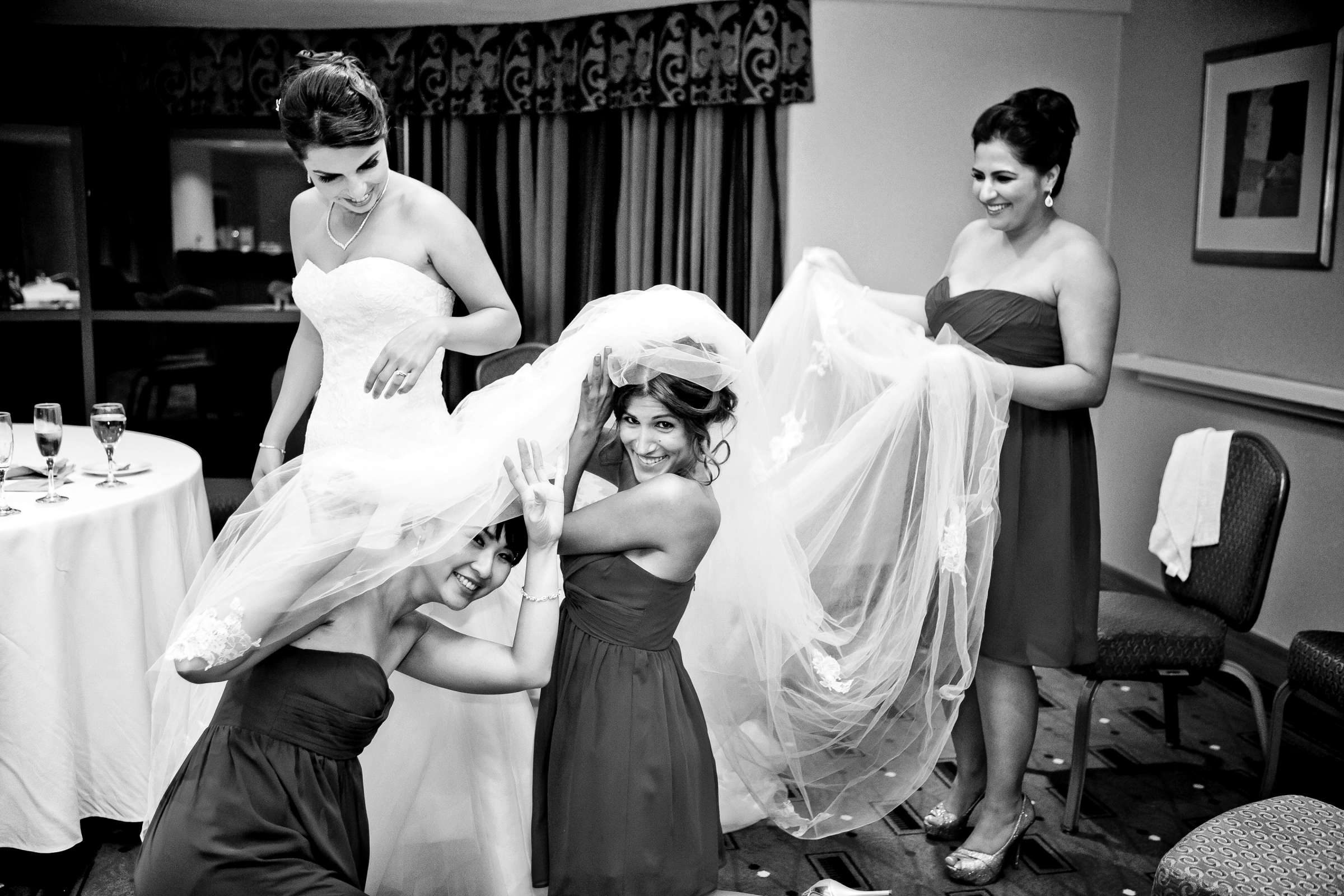 Hilton La Jolla Torrey Pines Wedding coordinated by Crown Weddings, Parisa and Kaveh Wedding Photo #352761 by True Photography