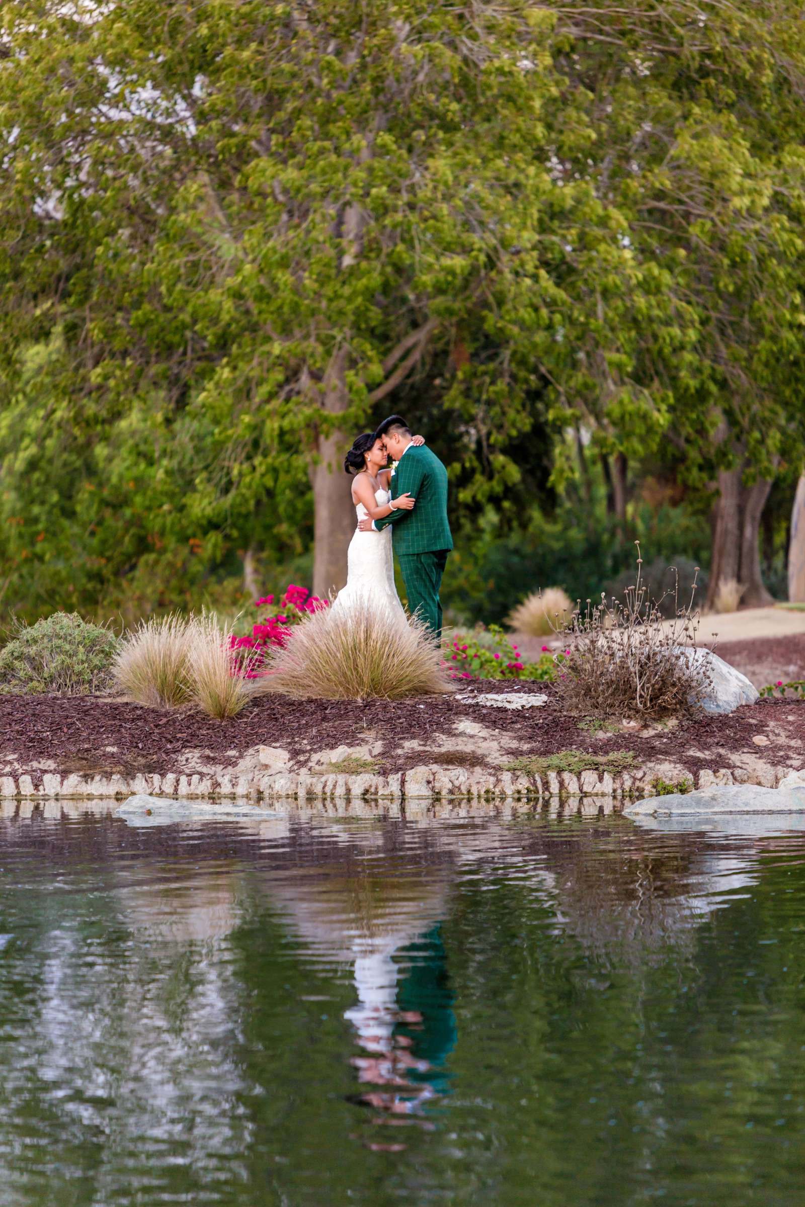 Bernardo Heights Country Club Wedding, Sherielaine and Ryan Wedding Photo #5 by True Photography