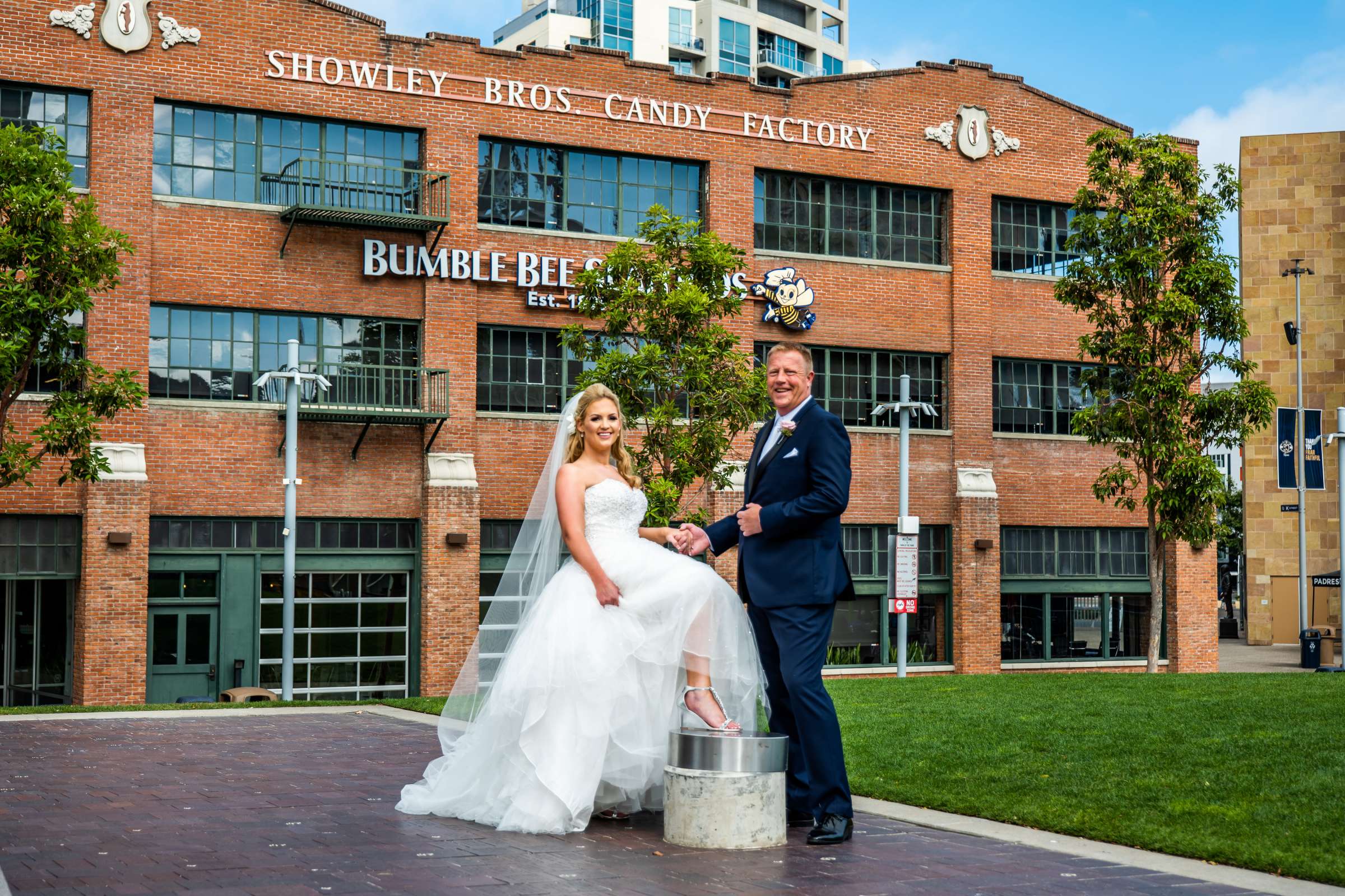 The Ultimate Skybox Wedding, Rachel and Jay Wedding Photo #545448 by True Photography