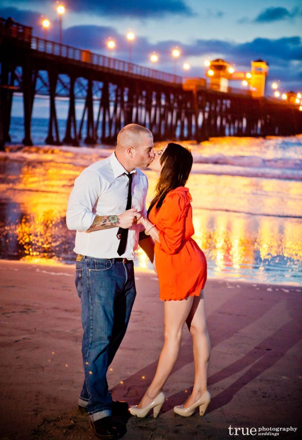 San Diego Wedding Photography: Engagement photo shoot in at the Oceanside Pier