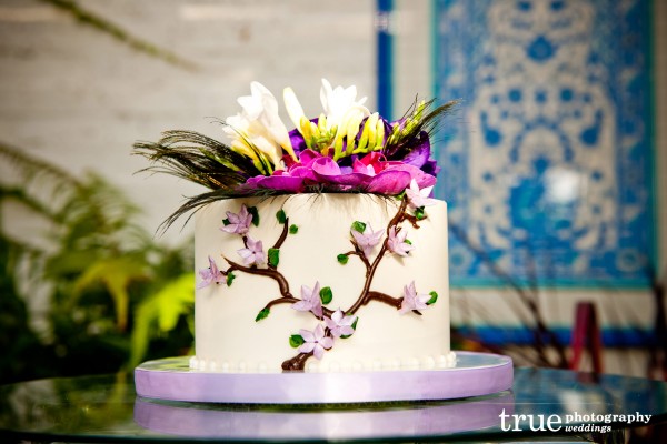 Natural wedding cakes by Sweet Cheeks Baking Co. in San Diego 