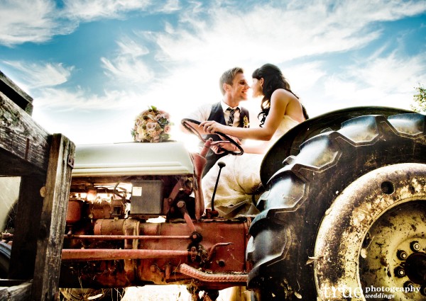 outdoor-Ranch-wedding-with-Blush-Botanicals-in-San-Diego