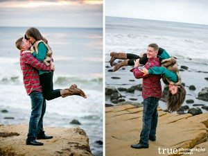 Beach-engagement-shoot-in-Point-Loma