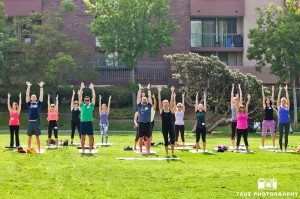 Yoga-in-the-Park-with-True-Photography