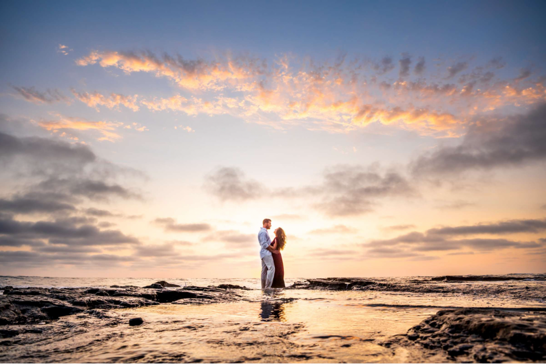 Instagrammable wedding photo spots at Sunset Cliffs San Diego