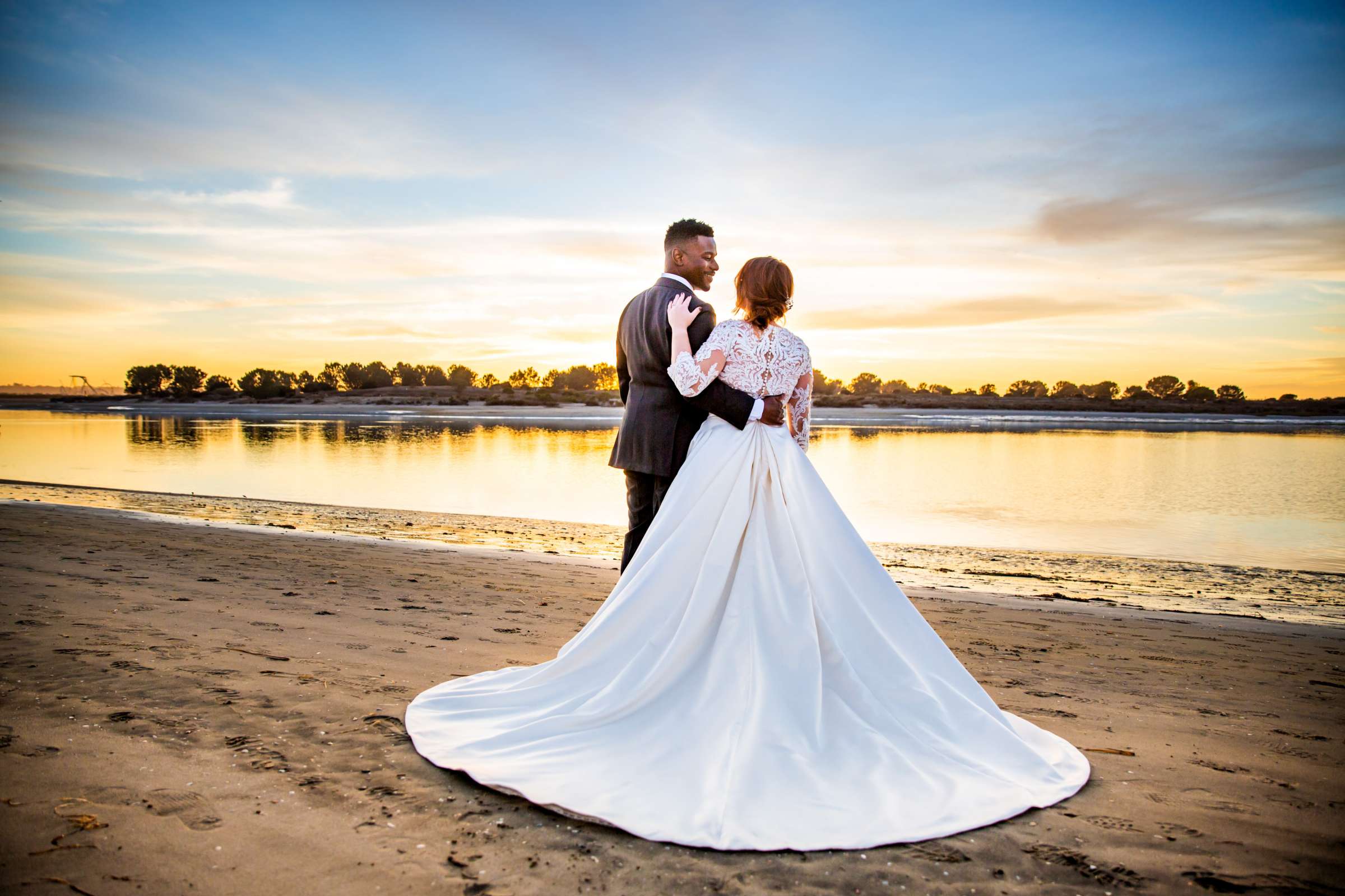 San Diego Mission Bay Resort Wedding coordinated by Elements of Style, Jennifer and Aaron Wedding Photo #622242 by True Photography