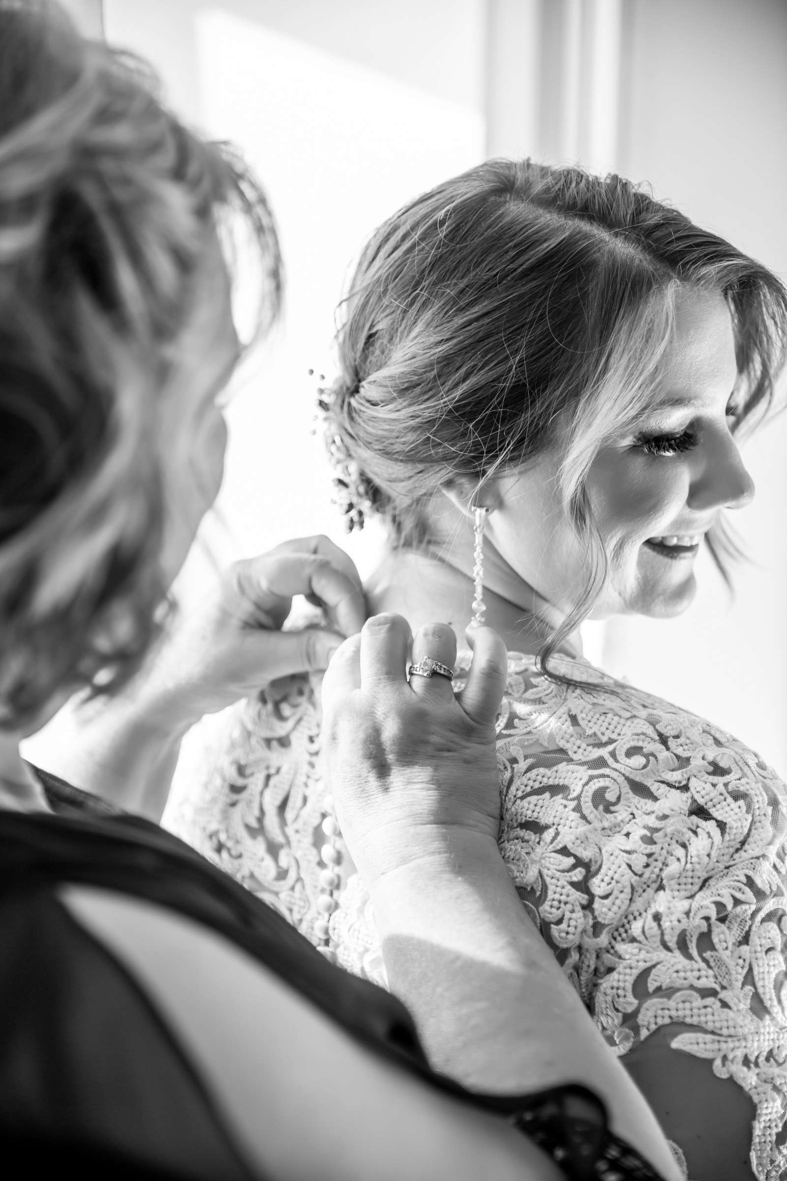 San Diego Mission Bay Resort Wedding coordinated by Elements of Style, Jennifer and Aaron Wedding Photo #622293 by True Photography