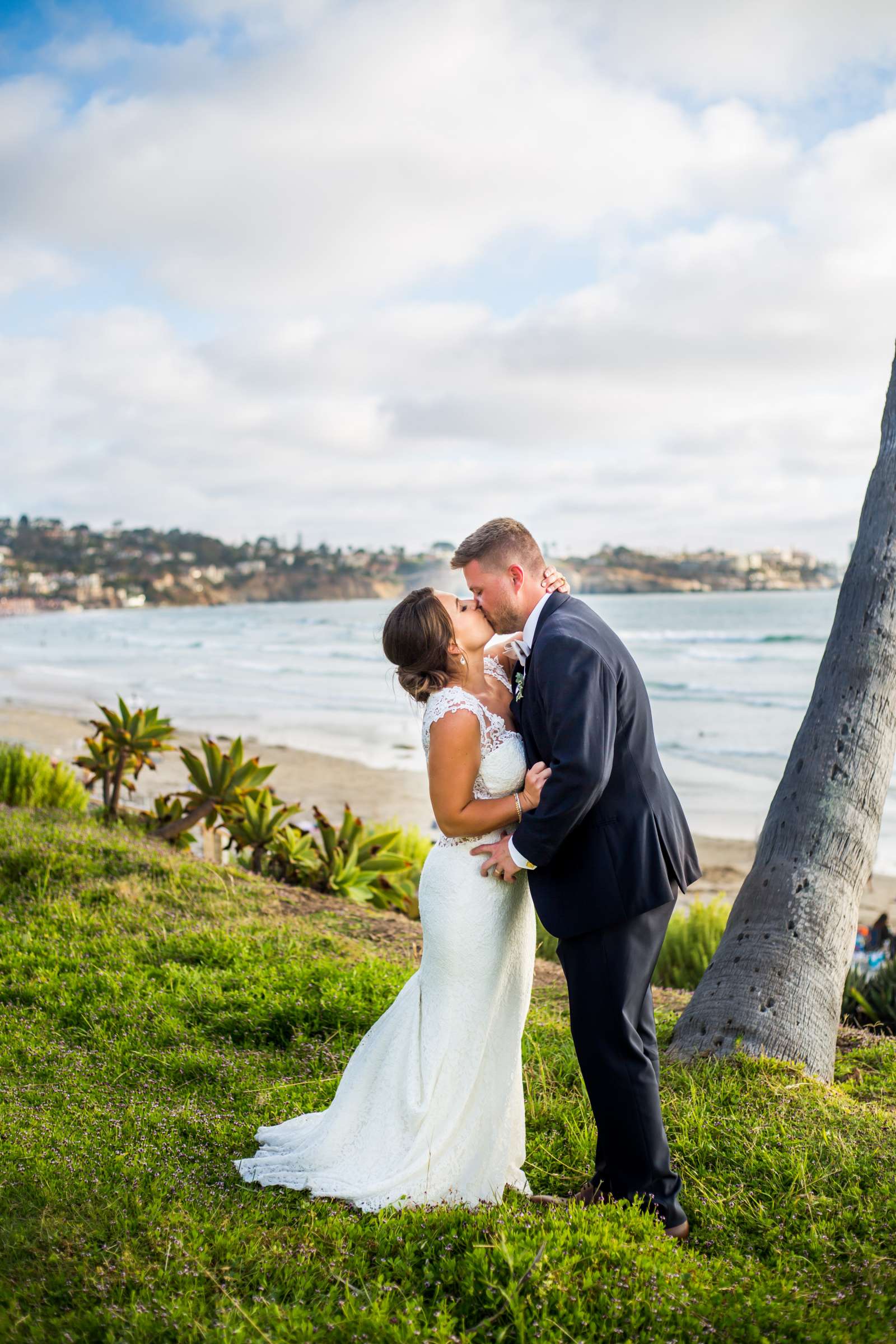 Scripps Seaside Forum Wedding, Lauren and Clark Wedding Photo #24 by True Photography