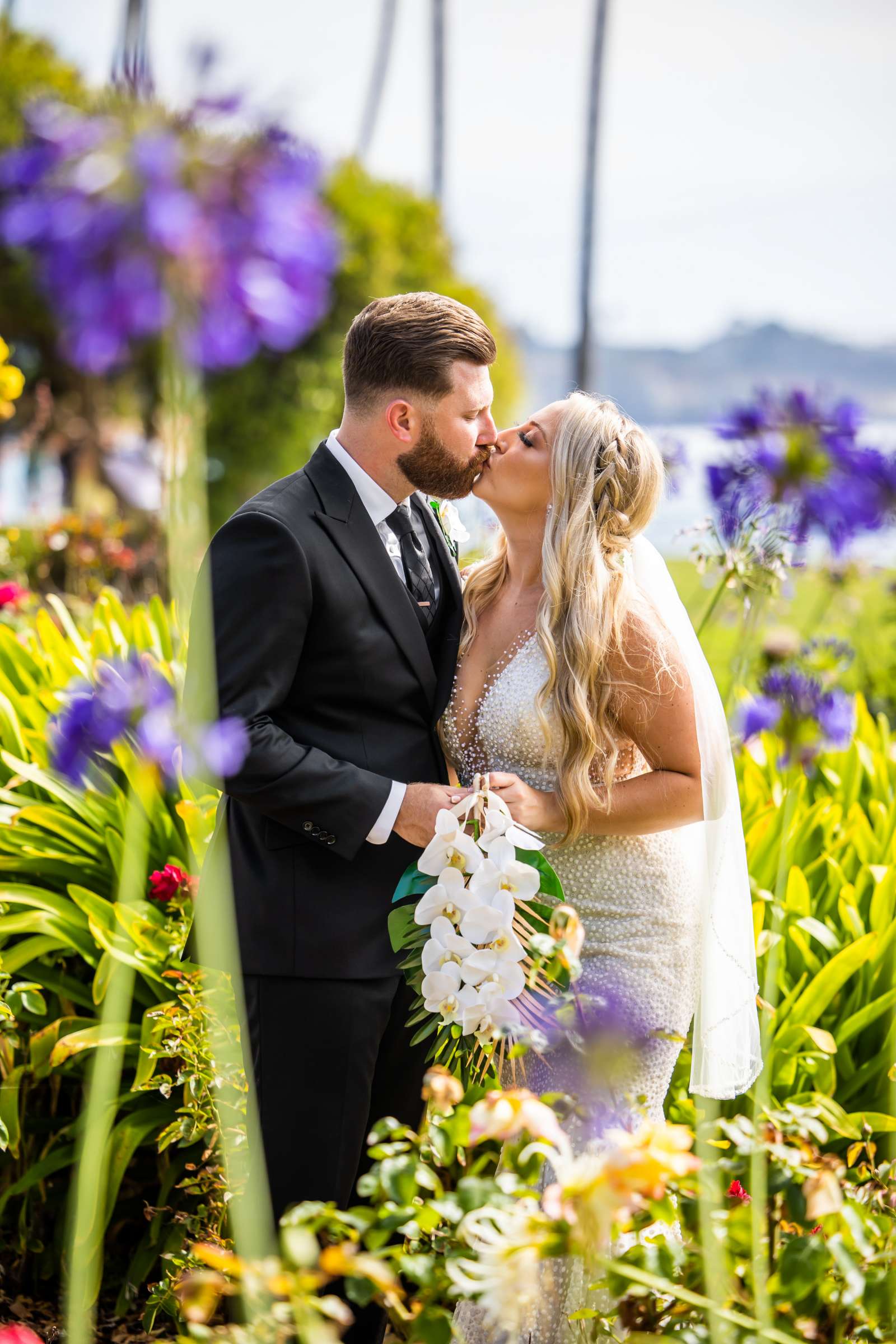 Scripps Seaside Forum Wedding coordinated by Arenlace, Shelby and Brandon Wedding Photo #701044 by True Photography