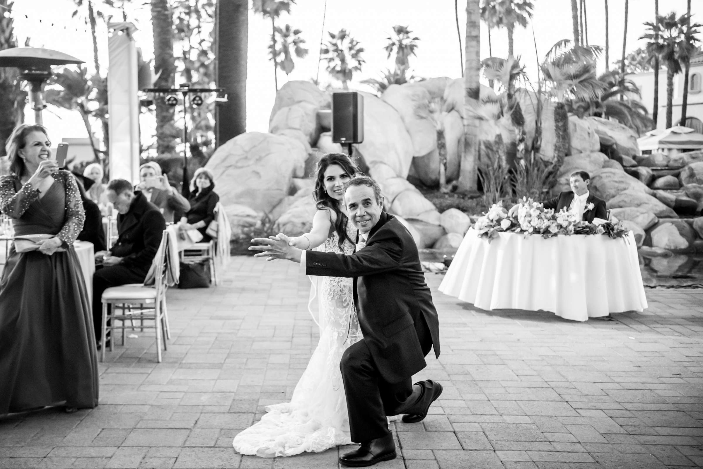 San Diego Mission Bay Resort Wedding coordinated by Elements of Style, Maggie and Eric Wedding Photo #187 by True Photography