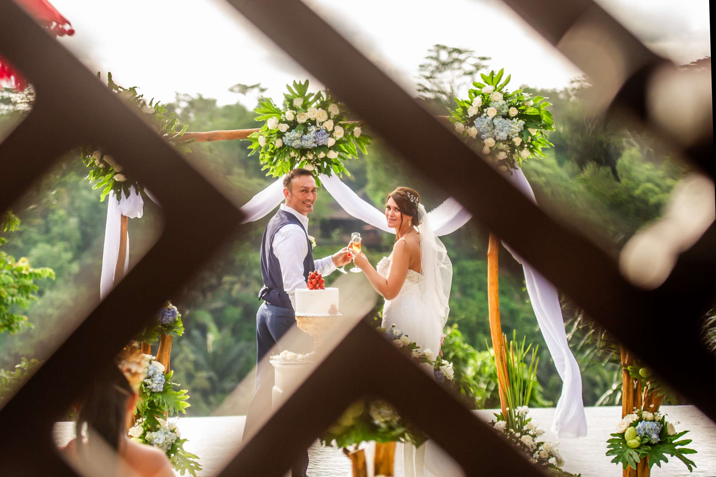 Hotel Del Coronado Wedding coordinated by Sweet Love Designs, Sabrina and Pieter Wedding Photo #711007 by True Photography