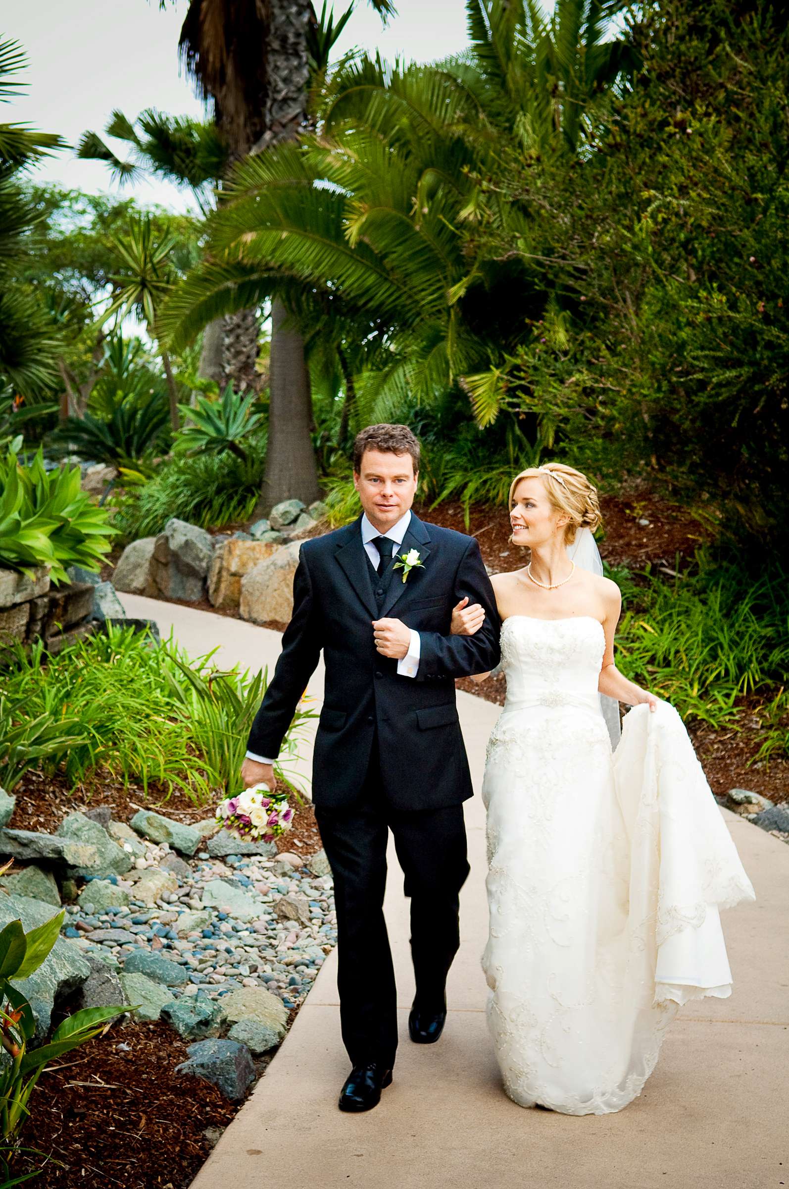 Tropical at Paradise Point Wedding, Tiffany and David Wedding Photo #19 by True Photography