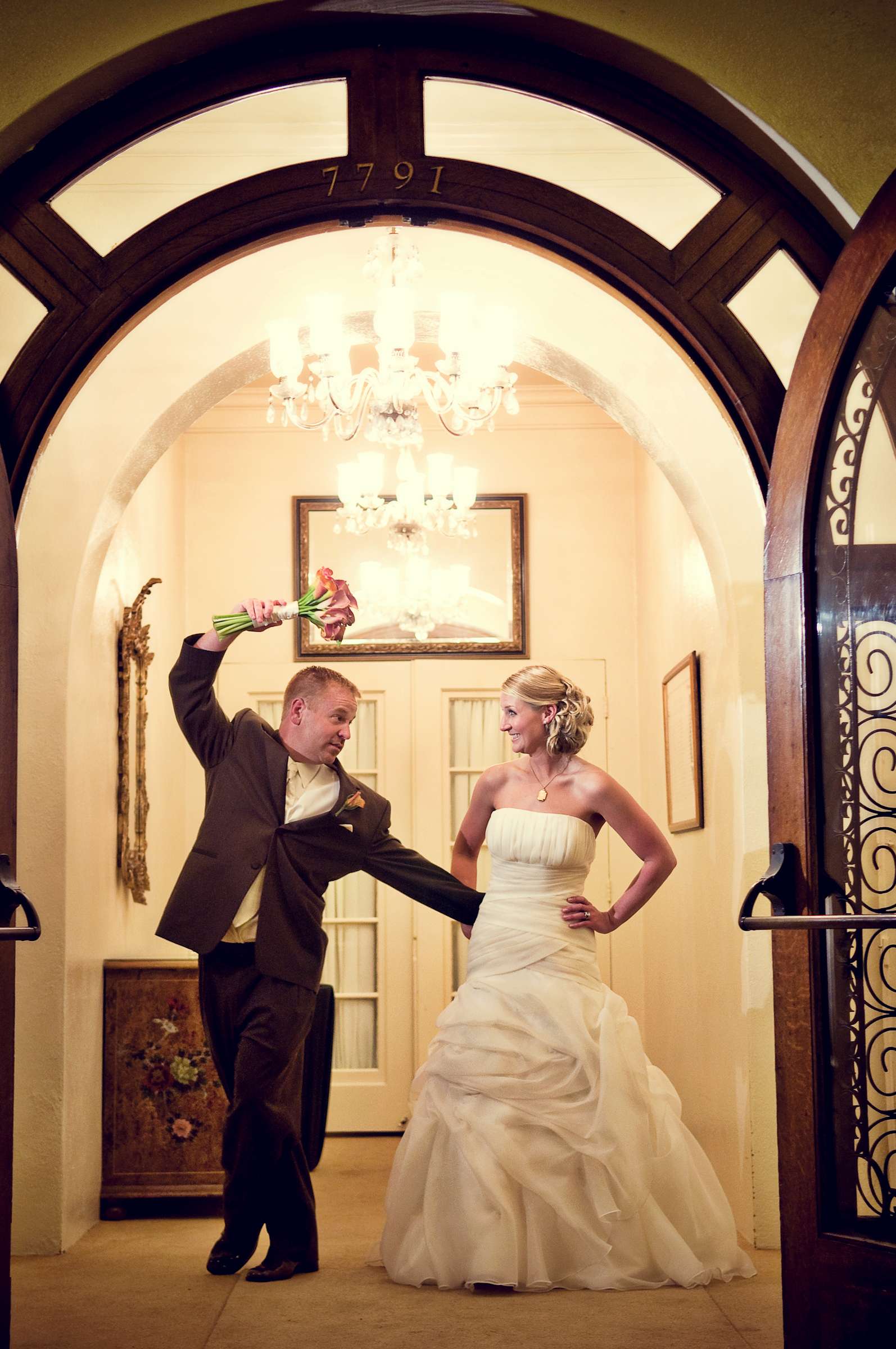 La Jolla Woman's Club Wedding coordinated by Bliss Events, Mande and Chad Wedding Photo #4 by True Photography