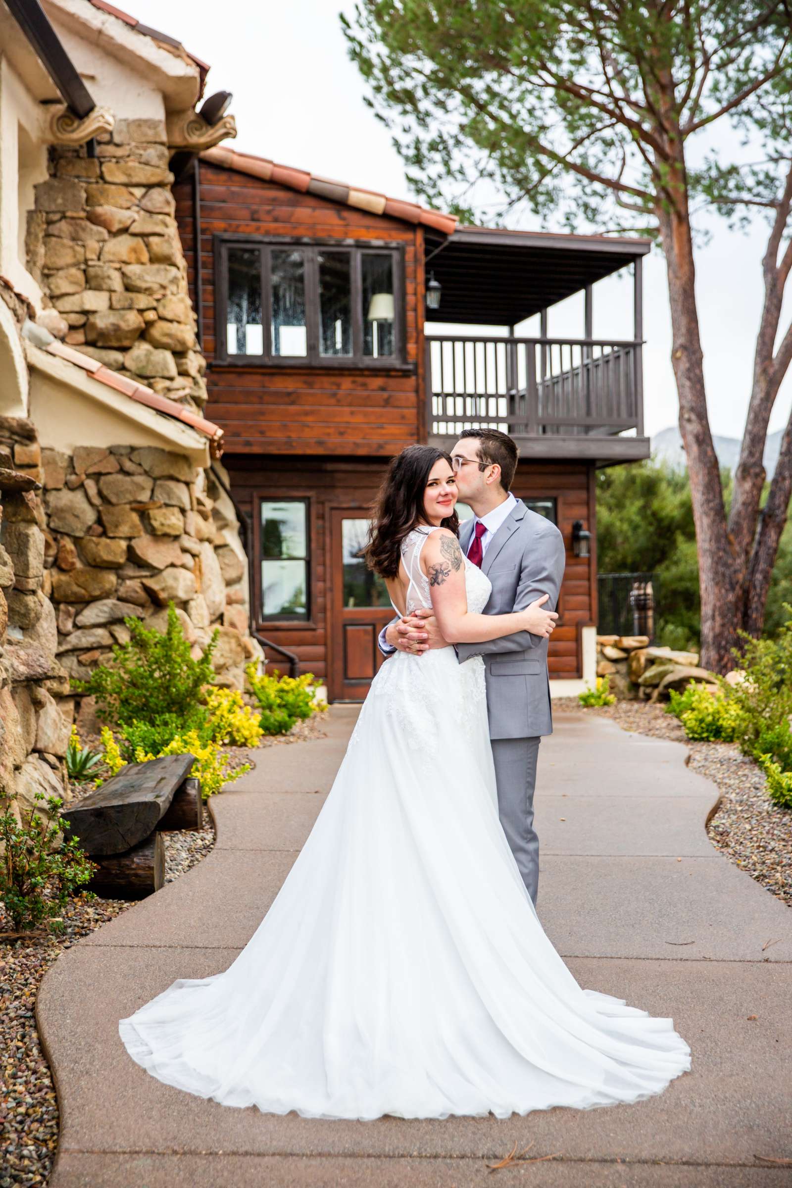 Mt Woodson Castle Wedding, Valerie and Ian Wedding Photo #22 by True Photography