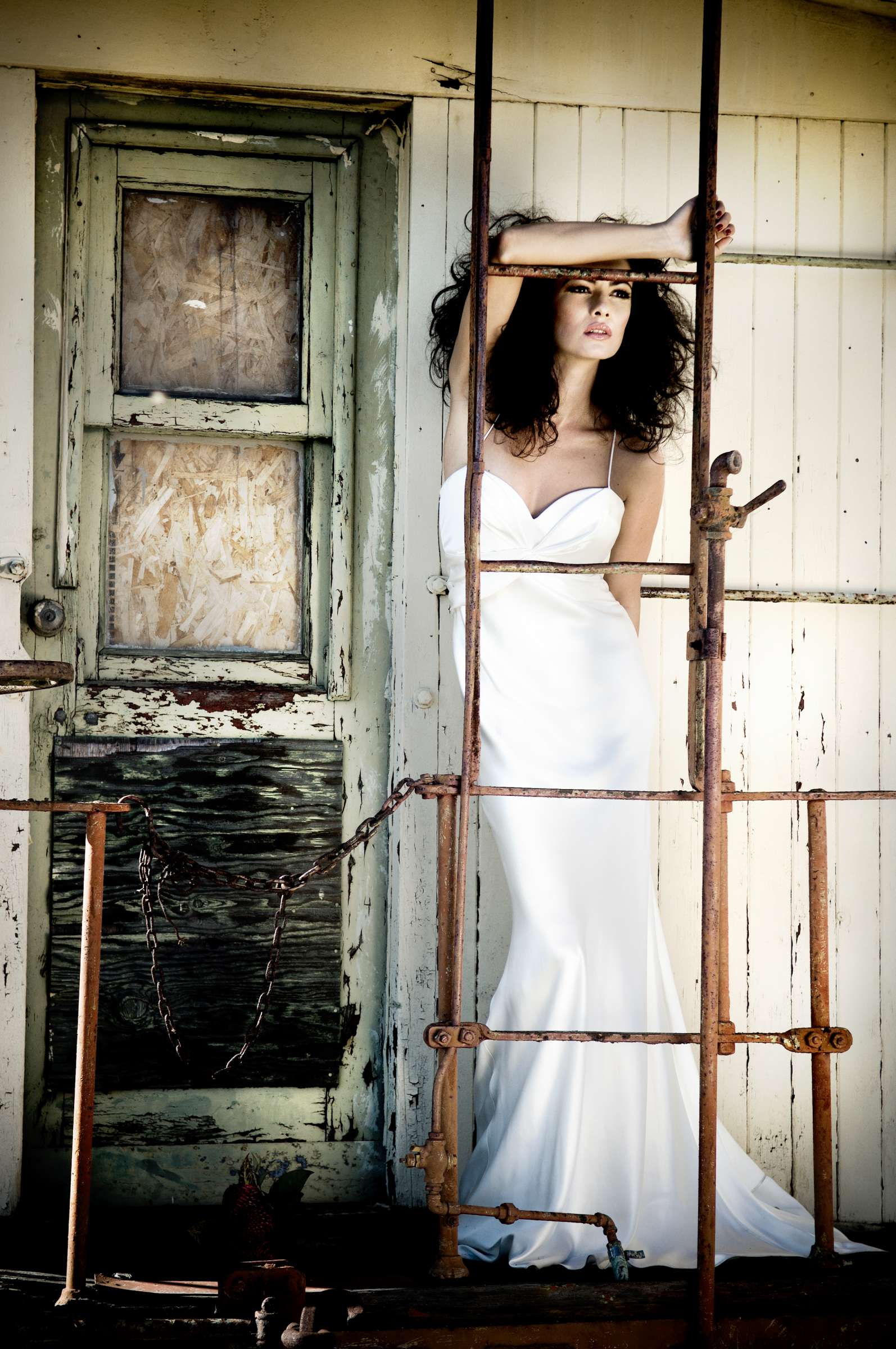 Fashion, Rustic photo at Wedding, Pretty Dresses Wedding Photo #5 by True Photography