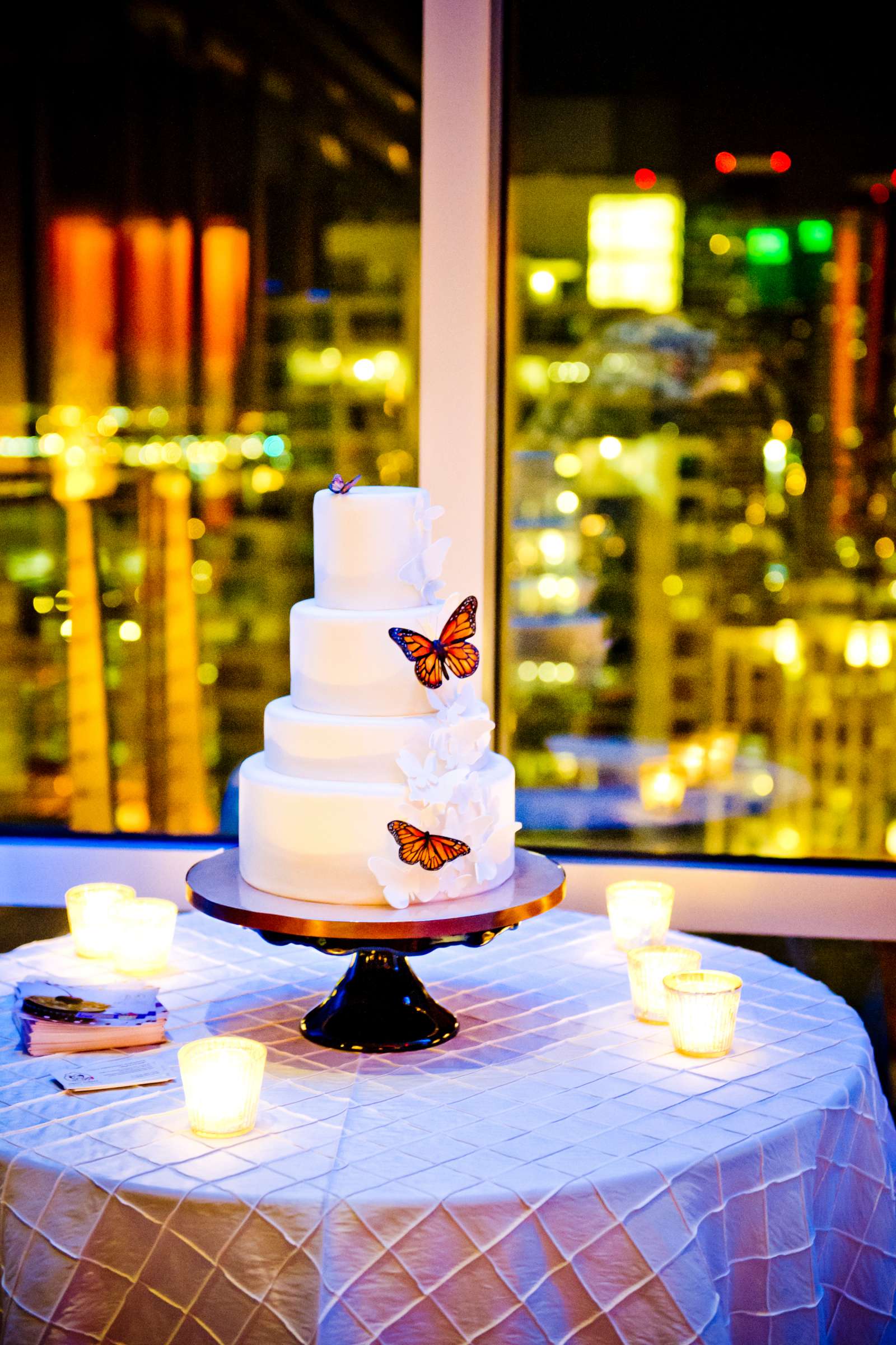 The Ultimate Skybox Wedding coordinated by Creative Affairs Inc, Open House Wedding Photo #12 by True Photography