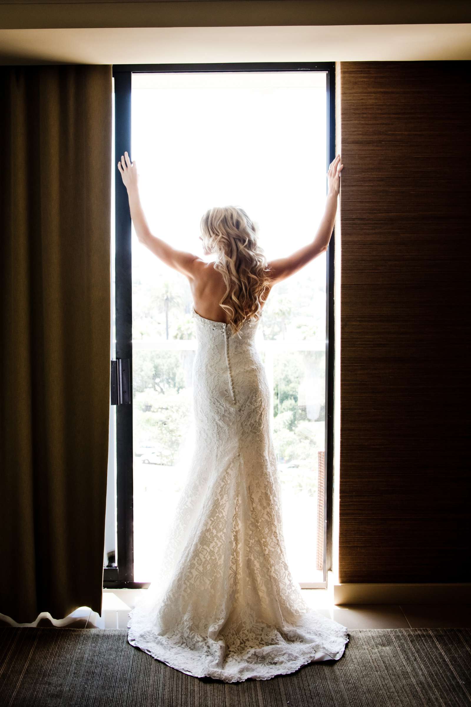 Wedding Dress at Scripps Seaside Forum Wedding coordinated by Carmin Designs, Kelly and Jodie Wedding Photo #22 by True Photography