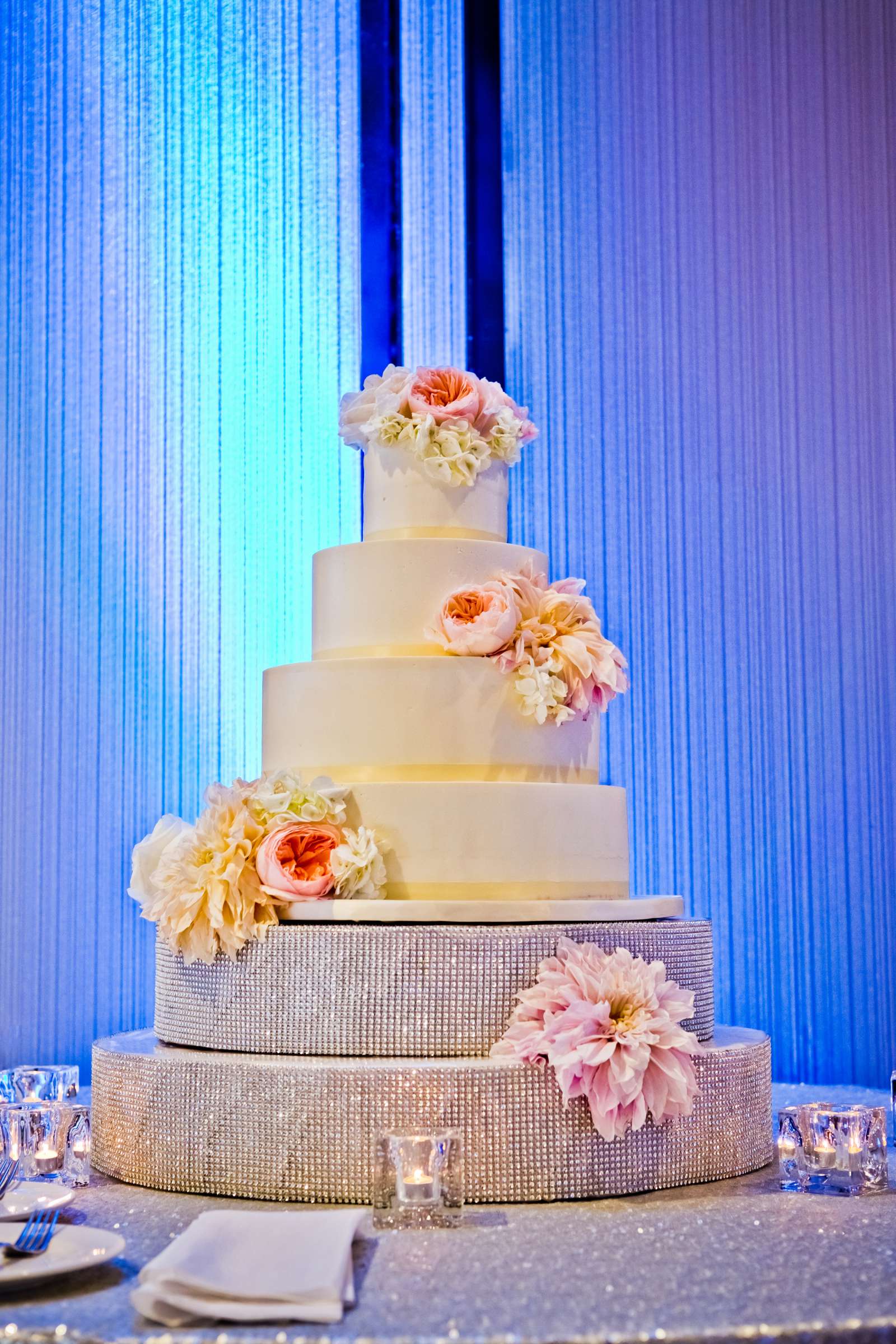 Cake at Marriott Marquis San Diego Marina Wedding coordinated by Victoria Weddings & Events, Rachel and Efrem Wedding Photo #123566 by True Photography