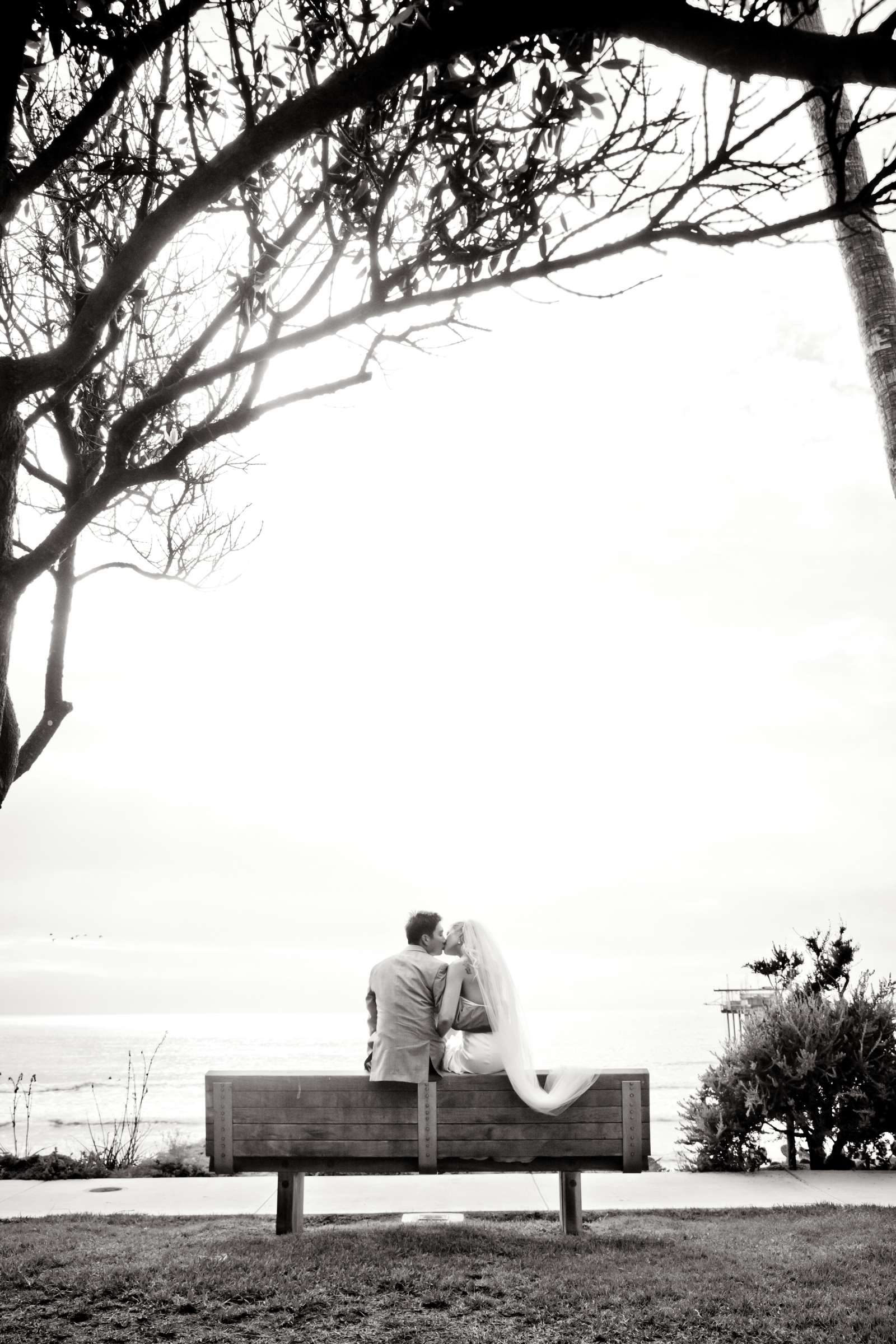 Scripps Seaside Forum Wedding, Laura and Daniel Wedding Photo #14 by True Photography
