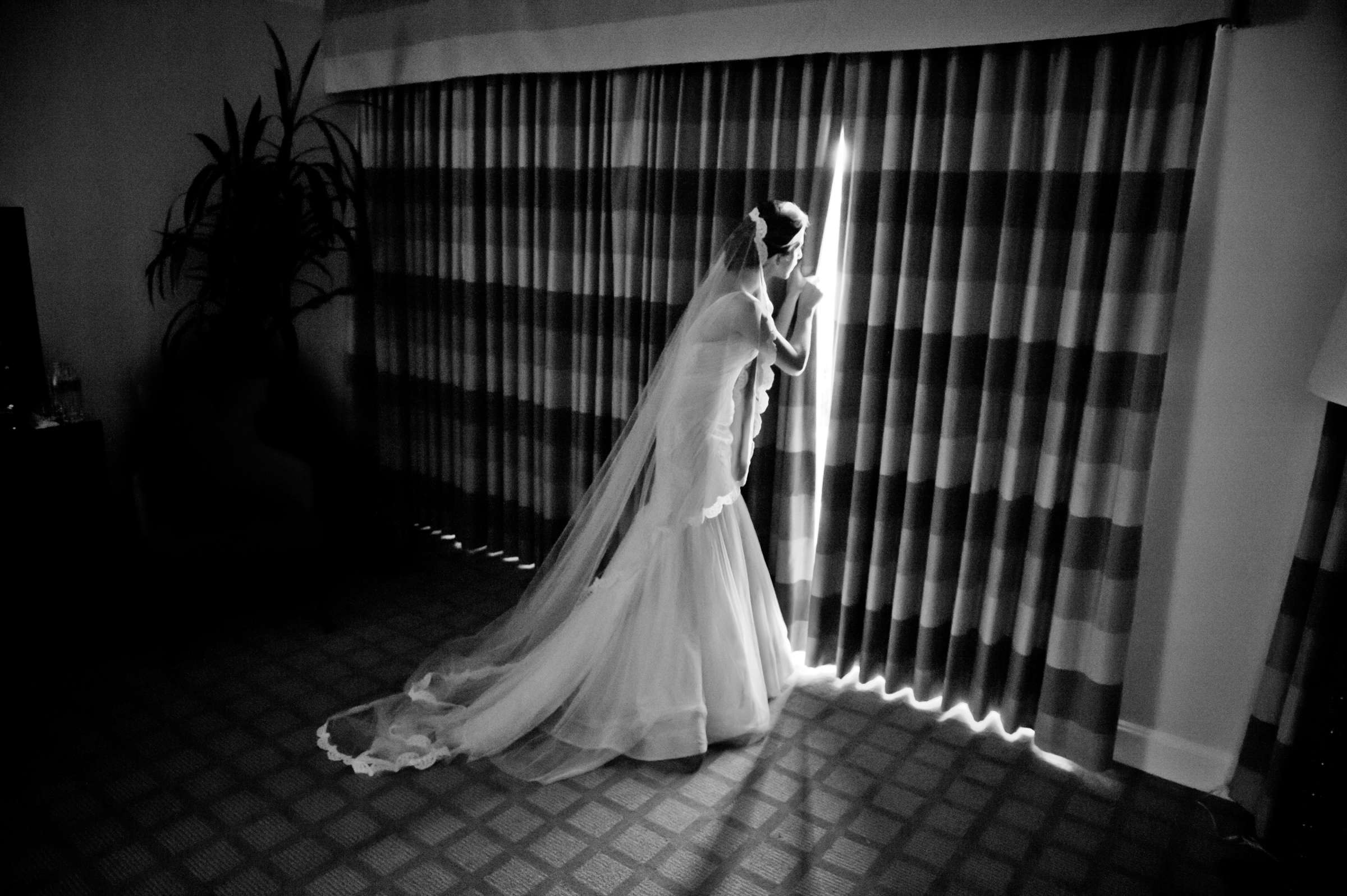 Beverly Wilshire Wedding coordinated by Pryor Events, Kelly and Julio Wedding Photo #28 by True Photography