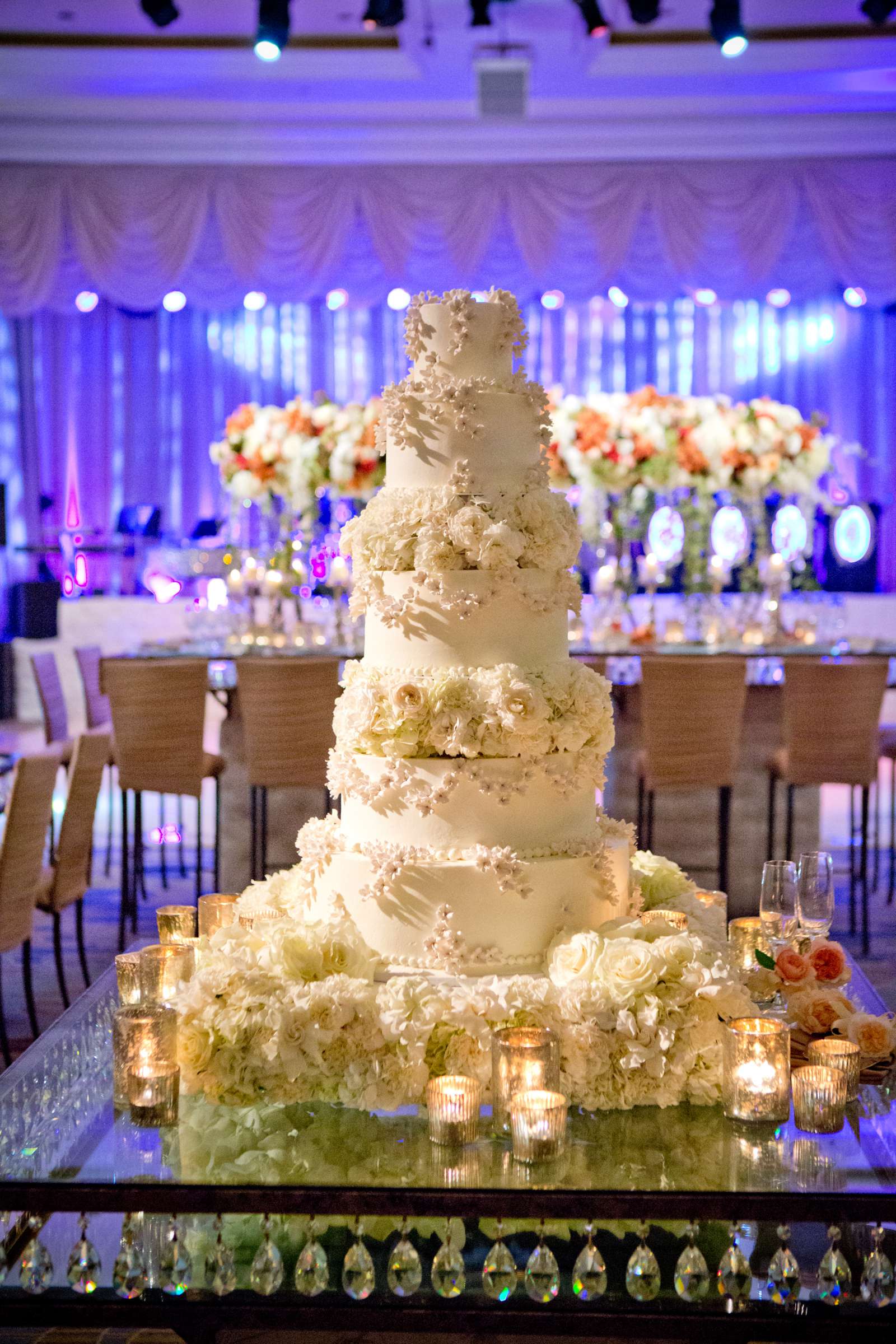 Cake at Beverly Wilshire Wedding coordinated by Pryor Events, Kelly and Julio Wedding Photo #86 by True Photography