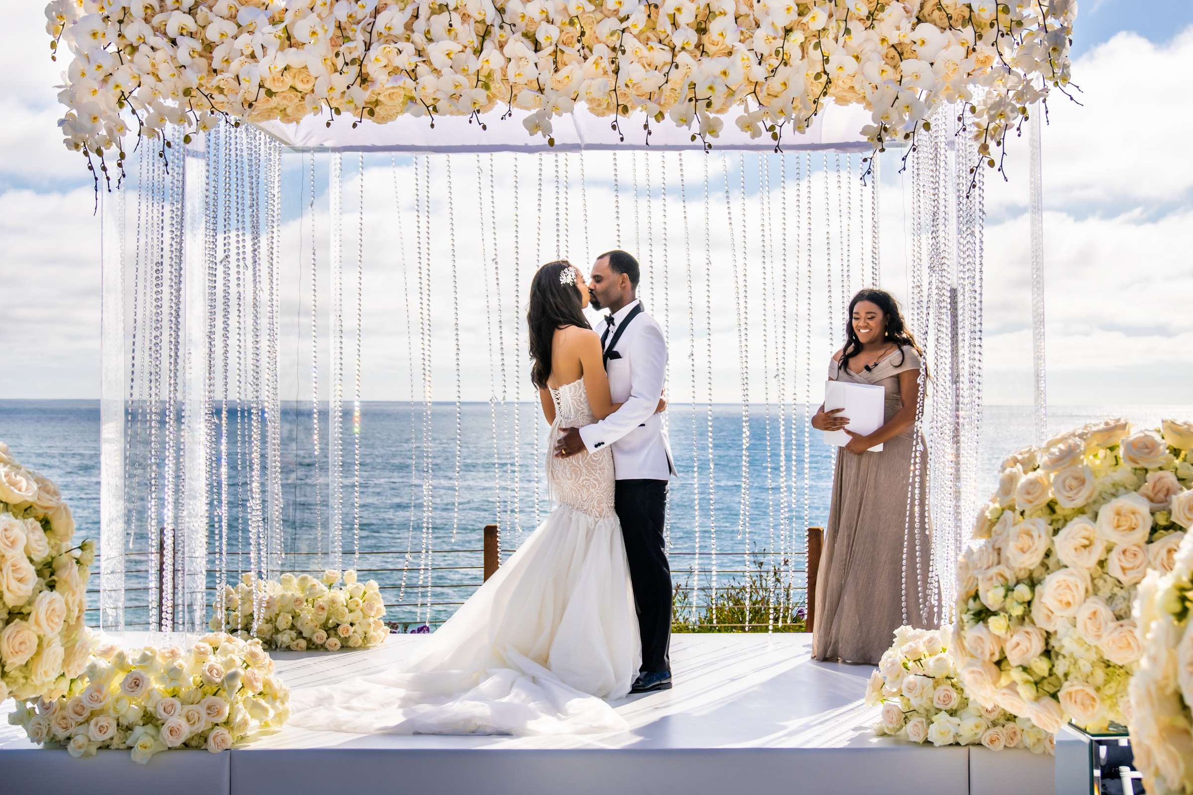 Alila Marea Beach Resort Encinitas Wedding coordinated by Lavish Weddings, T & M Wedding Photo #21 by True Photography