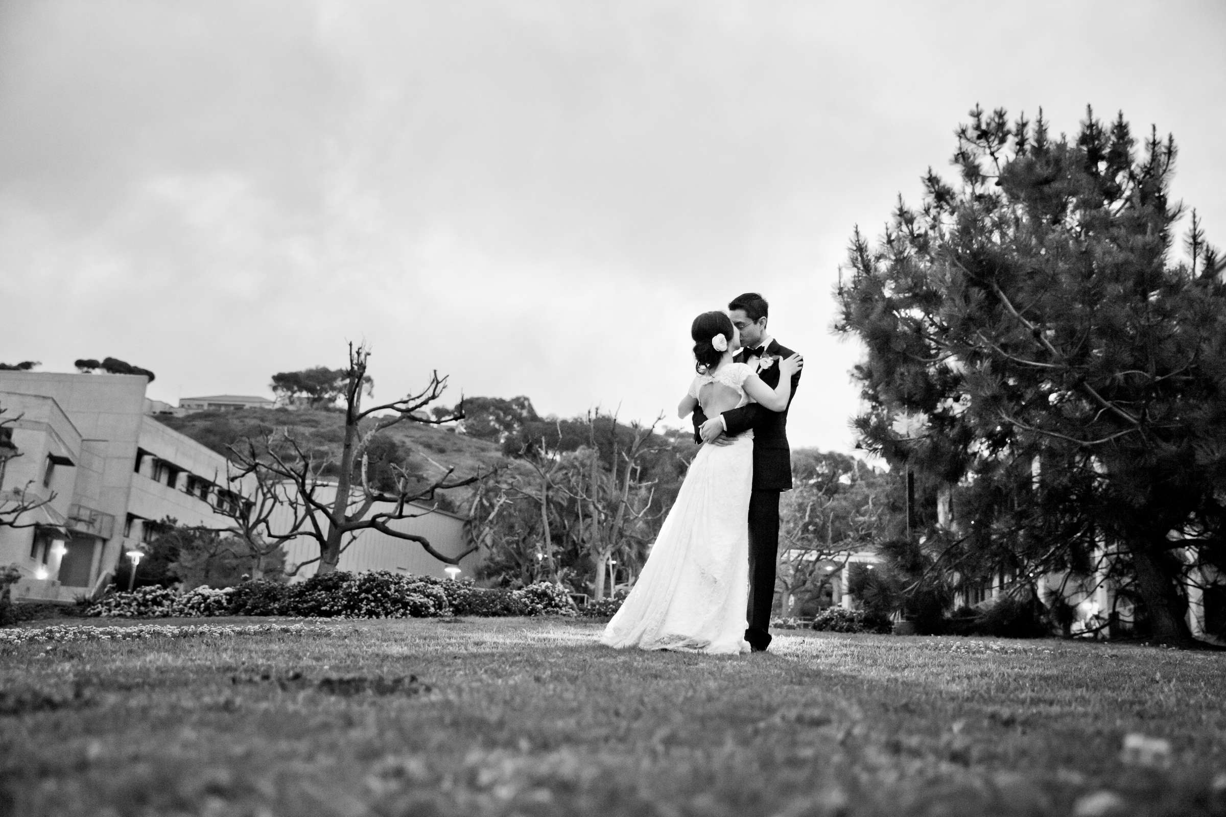 Bride and Groom, Black and White photo at Scripps Seaside Forum Wedding, Jessica and Tien Wedding Photo #144101 by True Photography