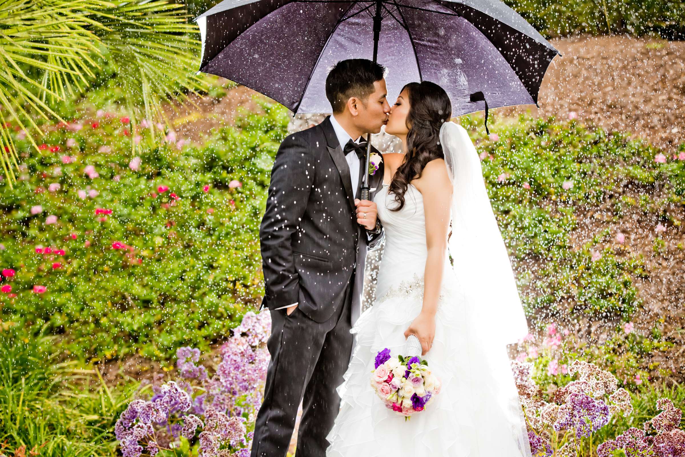 Hilton La Jolla Torrey Pines Wedding coordinated by Lavish Weddings, Muriel and Michael Wedding Photo #1 by True Photography