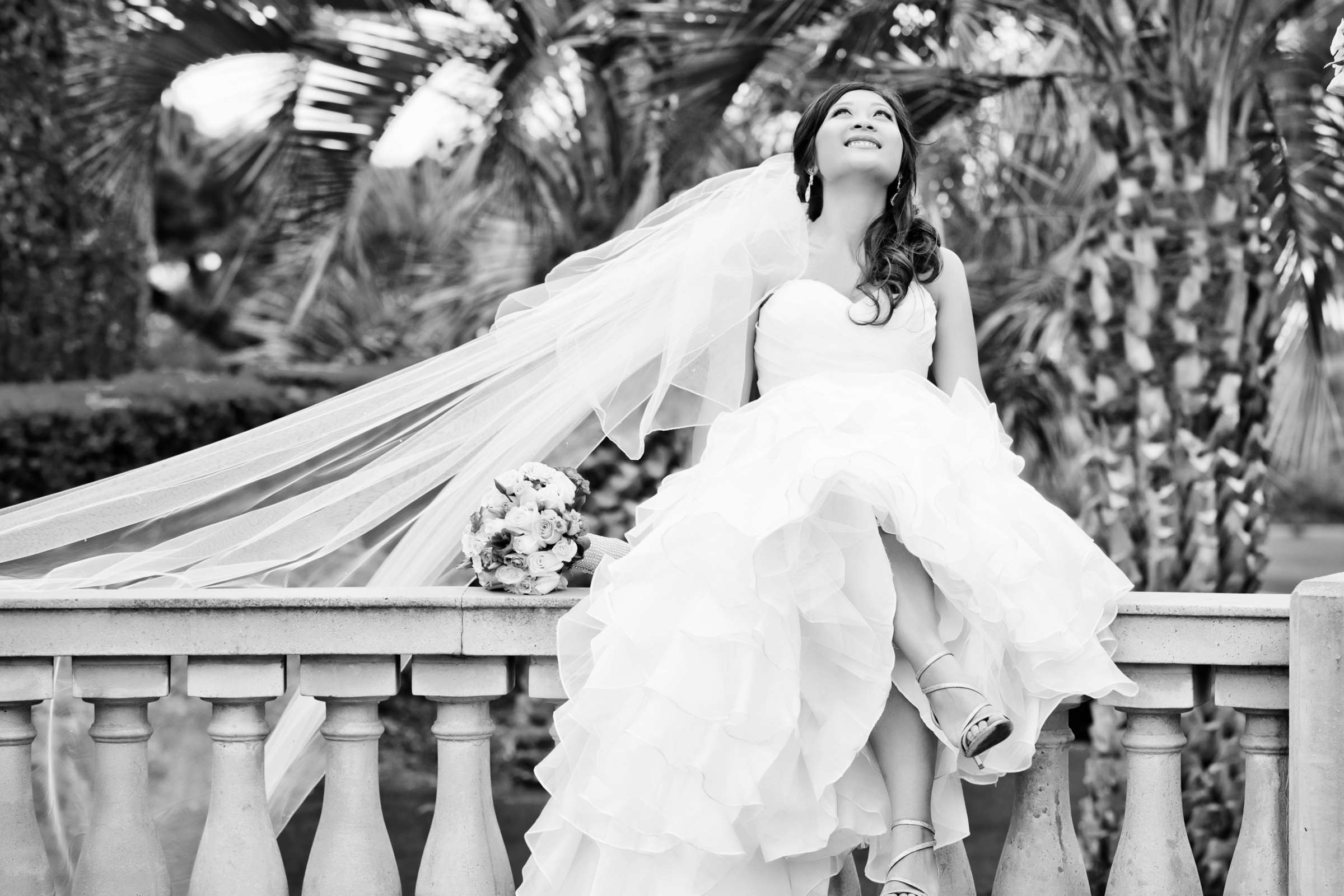 Hilton La Jolla Torrey Pines Wedding coordinated by Lavish Weddings, Muriel and Michael Wedding Photo #18 by True Photography