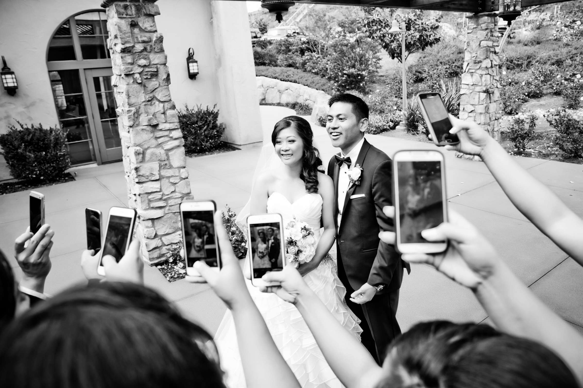 Hilton La Jolla Torrey Pines Wedding coordinated by Lavish Weddings, Muriel and Michael Wedding Photo #30 by True Photography