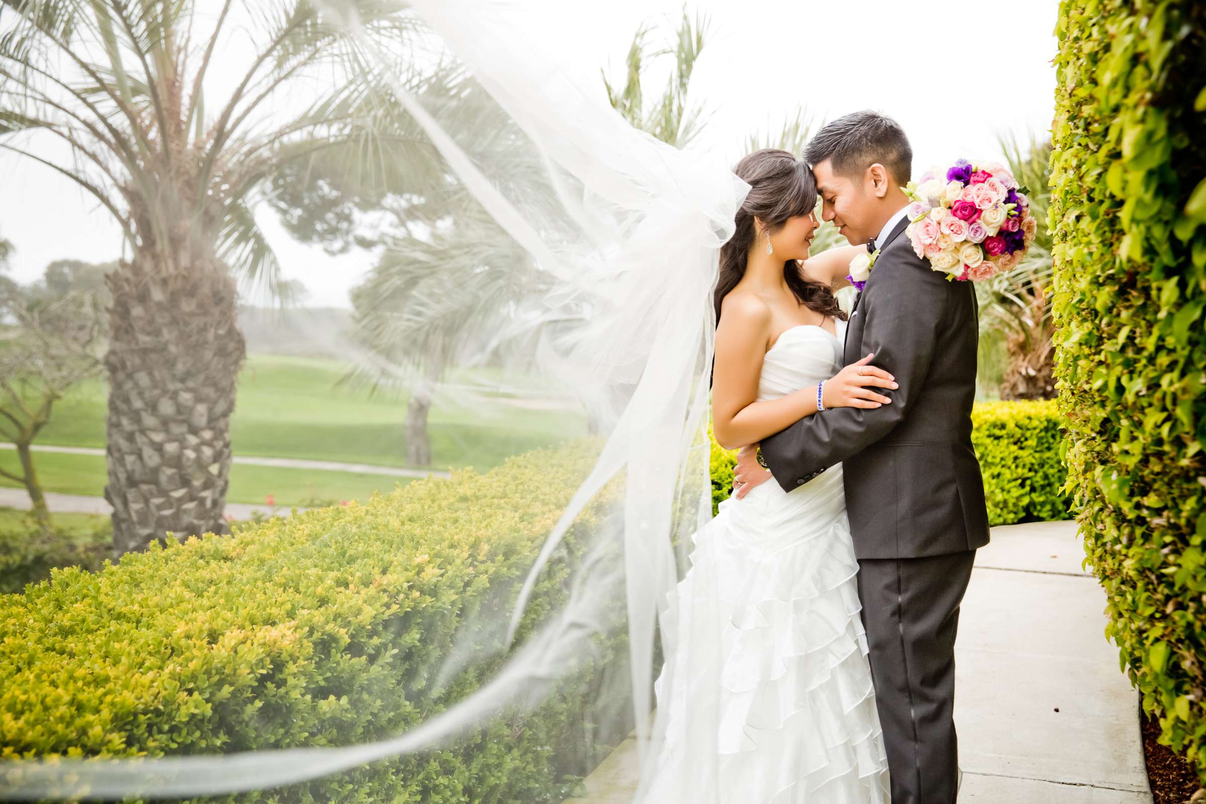 Hilton La Jolla Torrey Pines Wedding coordinated by Lavish Weddings, Muriel and Michael Wedding Photo #37 by True Photography