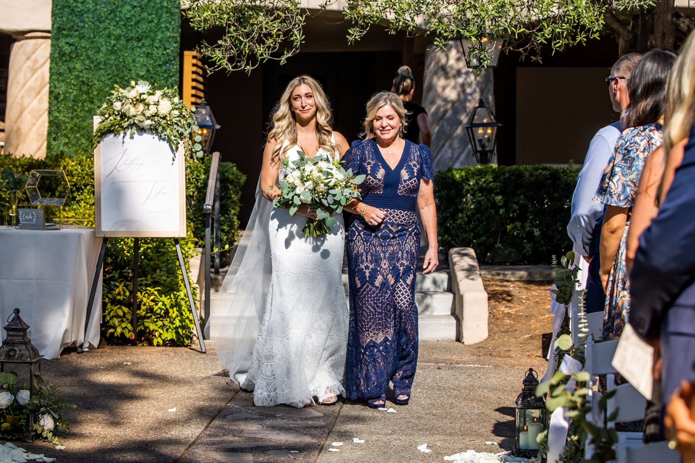 Rancho Bernardo Inn Wedding coordinated by Sweet Blossom Weddings, Katie and Tyler Wedding Photo #15 by True Photography