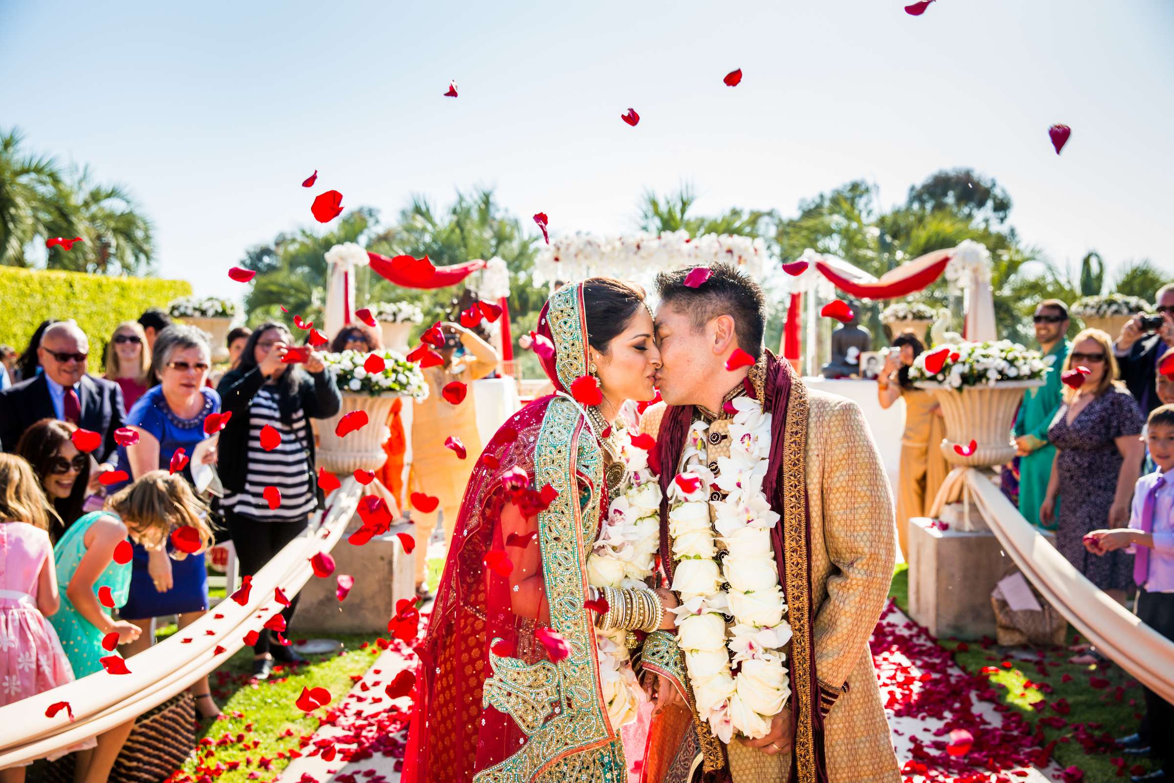 Hilton La Jolla Torrey Pines Wedding coordinated by Lavish Weddings, Punam and Russ Wedding Photo #154578 by True Photography