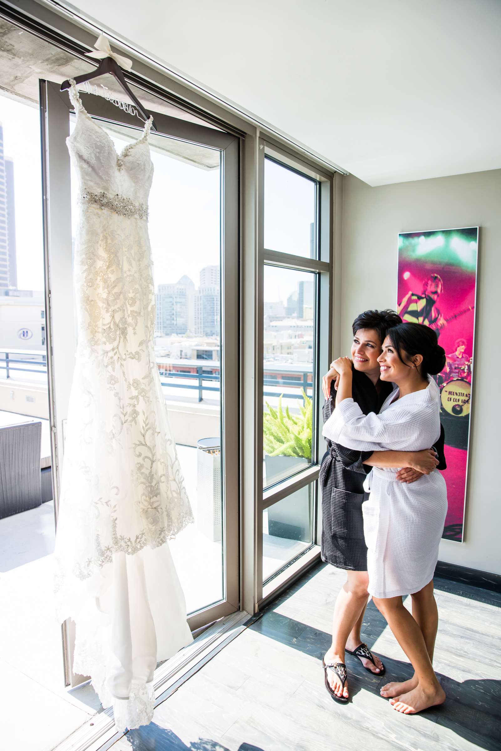 Hard Rock Hotel-San Diego Wedding coordinated by First Comes Love Weddings & Events, Jessica and Gregory Wedding Photo #19 by True Photography