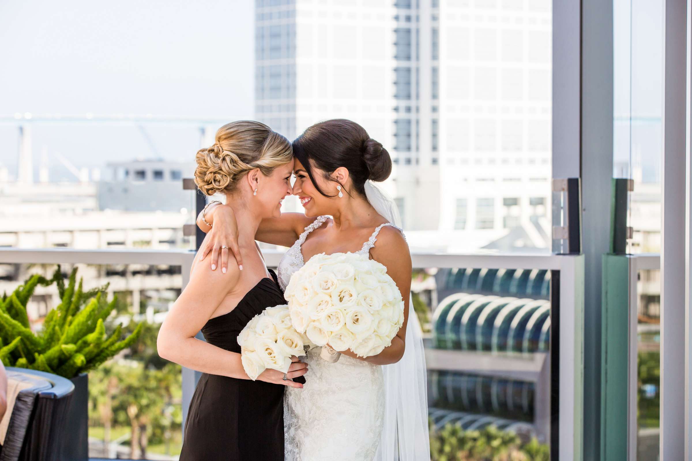 Hard Rock Hotel-San Diego Wedding coordinated by First Comes Love Weddings & Events, Jessica and Gregory Wedding Photo #44 by True Photography