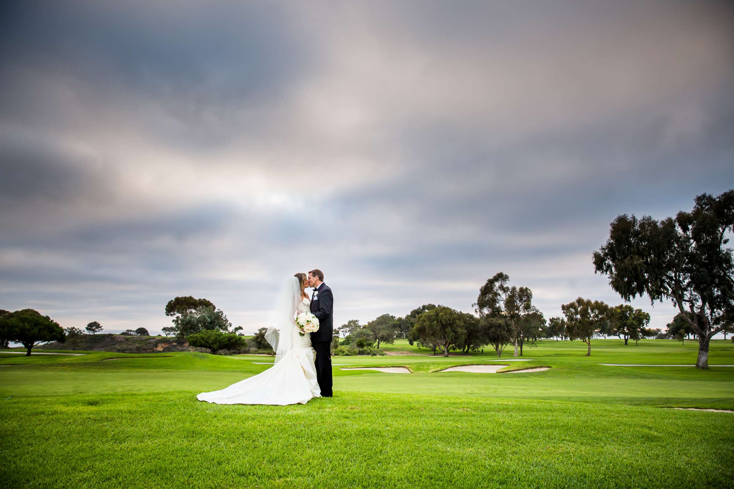 Hilton La Jolla Torrey Pines Wedding coordinated by First Comes Love Weddings & Events, Katherine and Scott Wedding Photo #164672 by True Photography