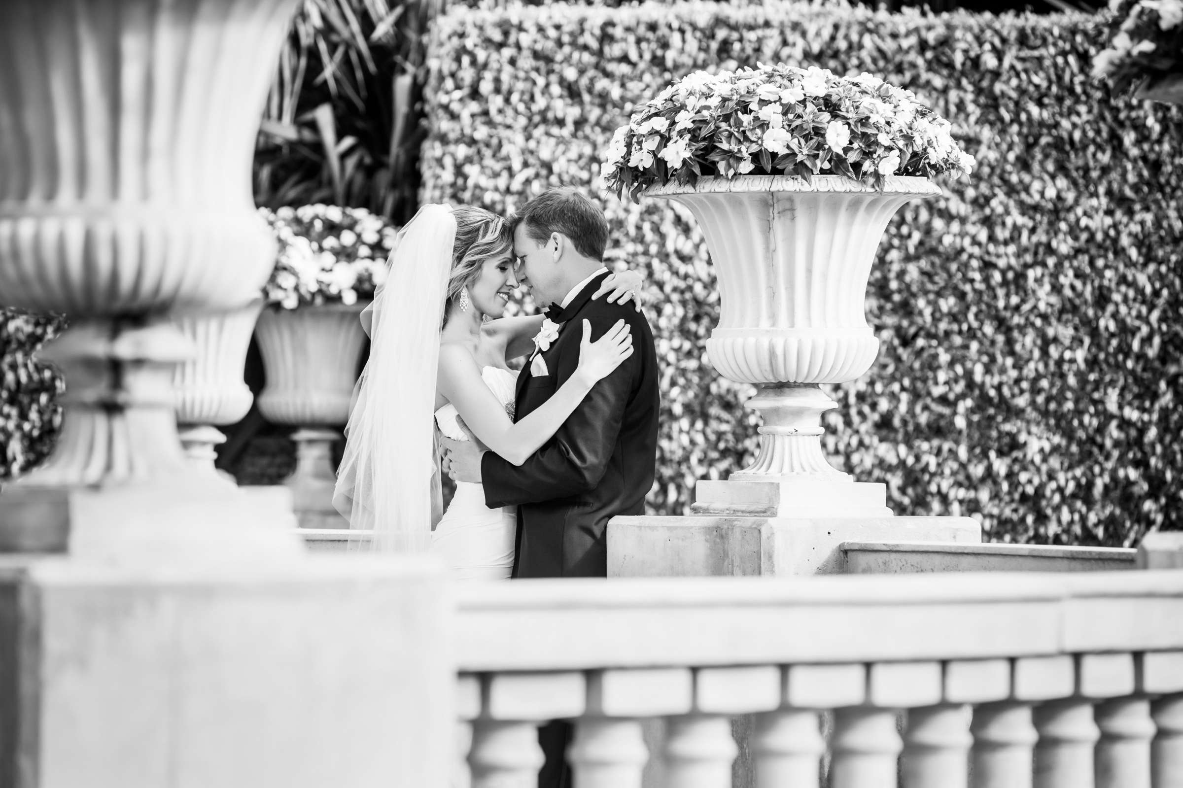 Hilton La Jolla Torrey Pines Wedding coordinated by First Comes Love Weddings & Events, Katherine and Scott Wedding Photo #164674 by True Photography