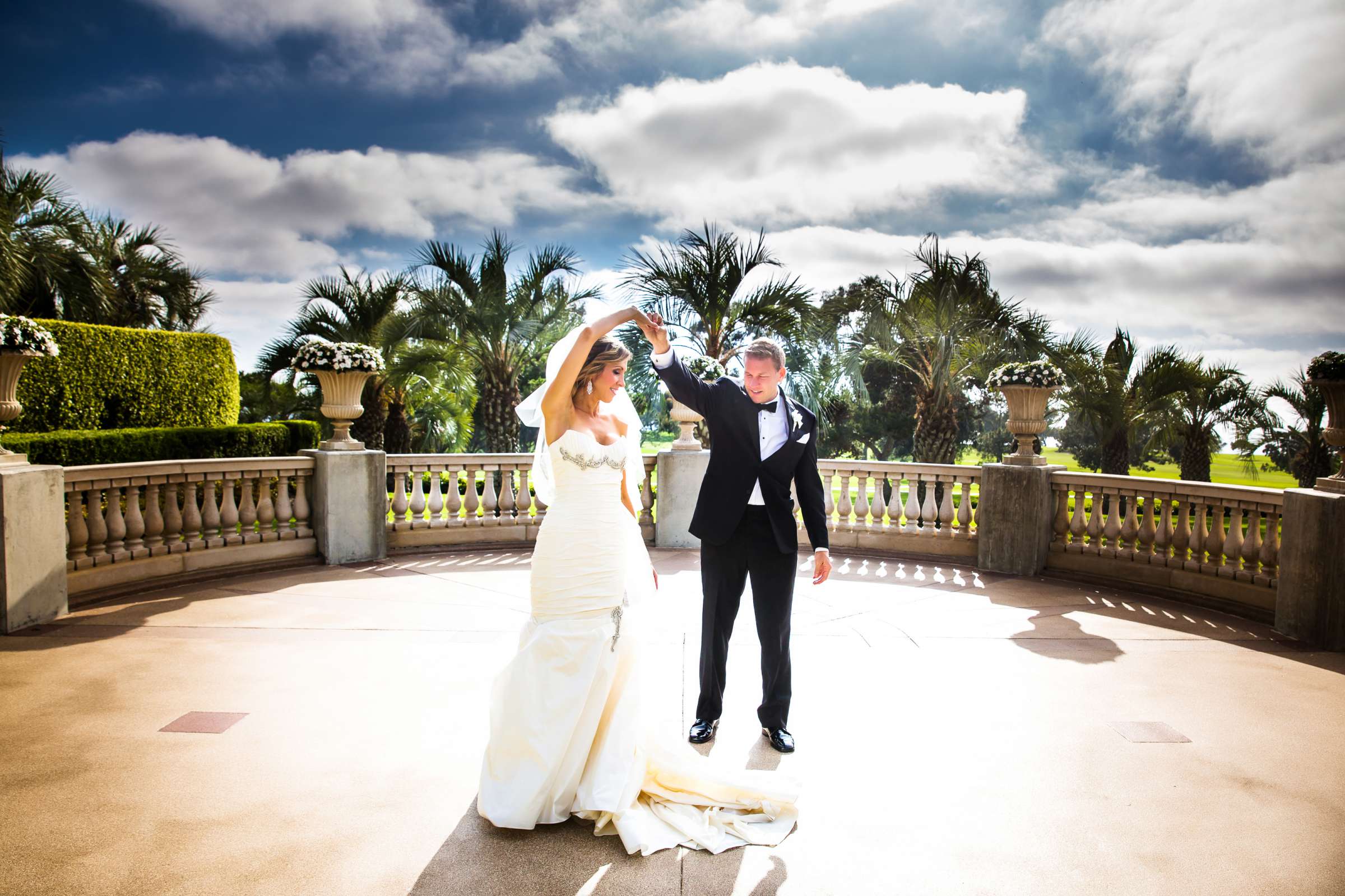 Hilton La Jolla Torrey Pines Wedding coordinated by First Comes Love Weddings & Events, Katherine and Scott Wedding Photo #164706 by True Photography