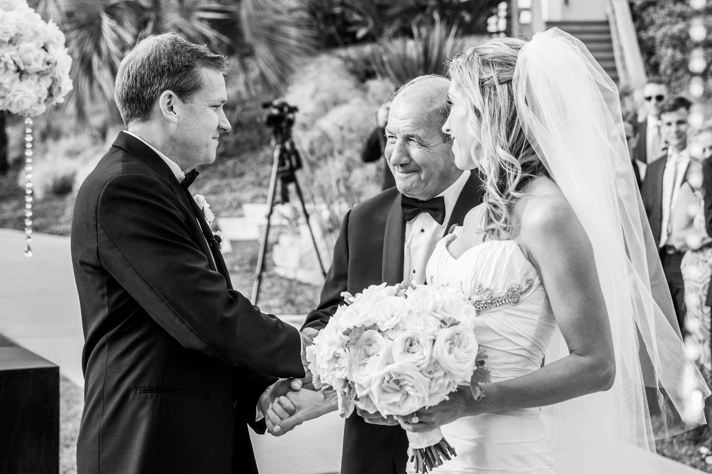 Hilton La Jolla Torrey Pines Wedding coordinated by First Comes Love Weddings & Events, Katherine and Scott Wedding Photo #164712 by True Photography