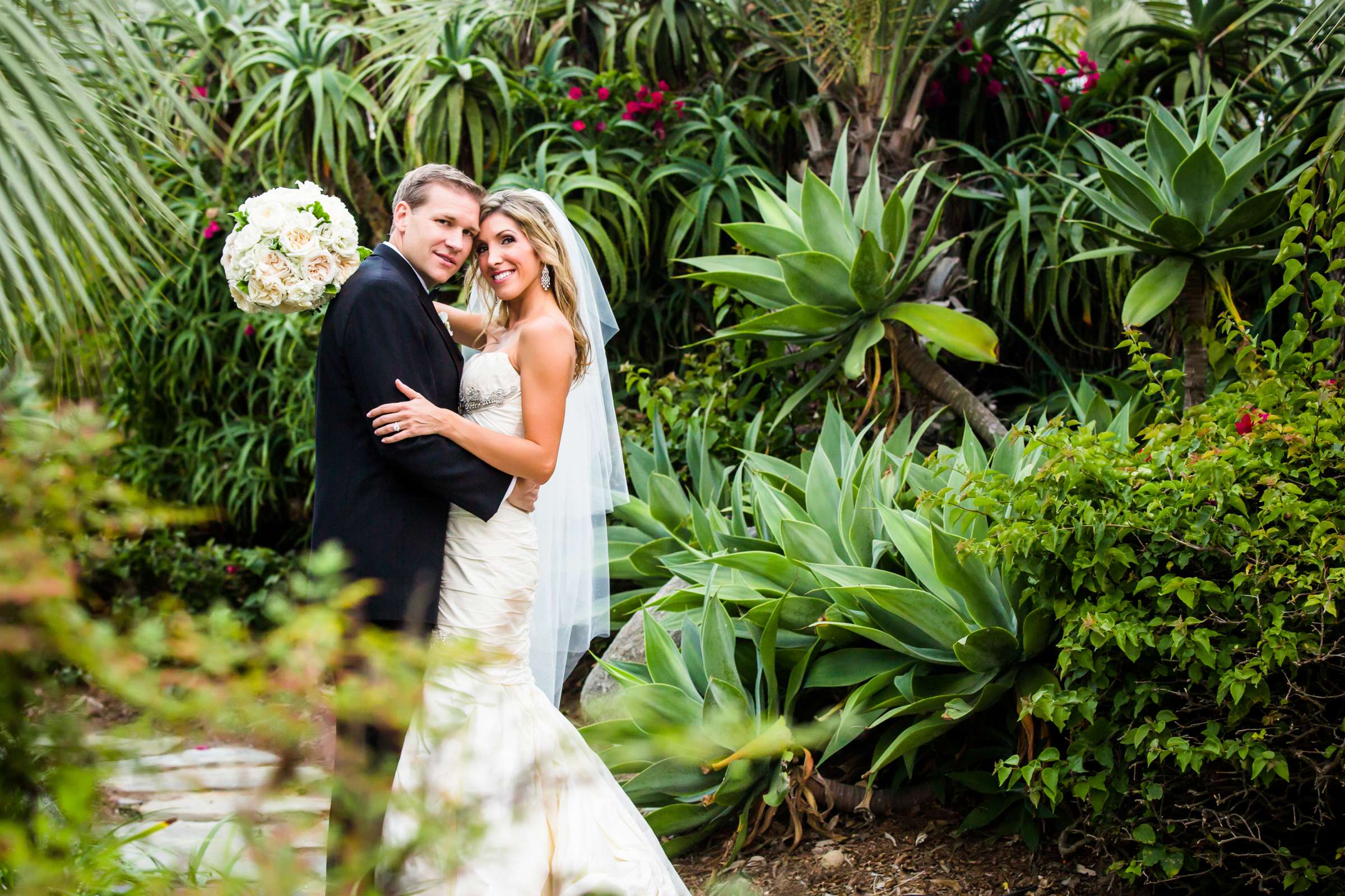 Hilton La Jolla Torrey Pines Wedding coordinated by First Comes Love Weddings & Events, Katherine and Scott Wedding Photo #164727 by True Photography