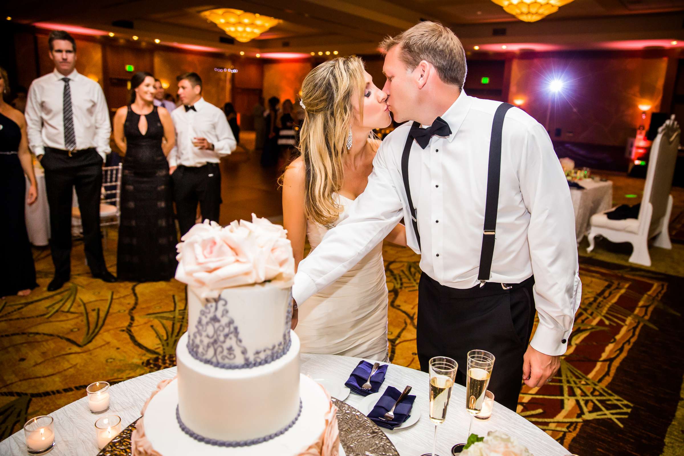 Hilton La Jolla Torrey Pines Wedding coordinated by First Comes Love Weddings & Events, Katherine and Scott Wedding Photo #164741 by True Photography