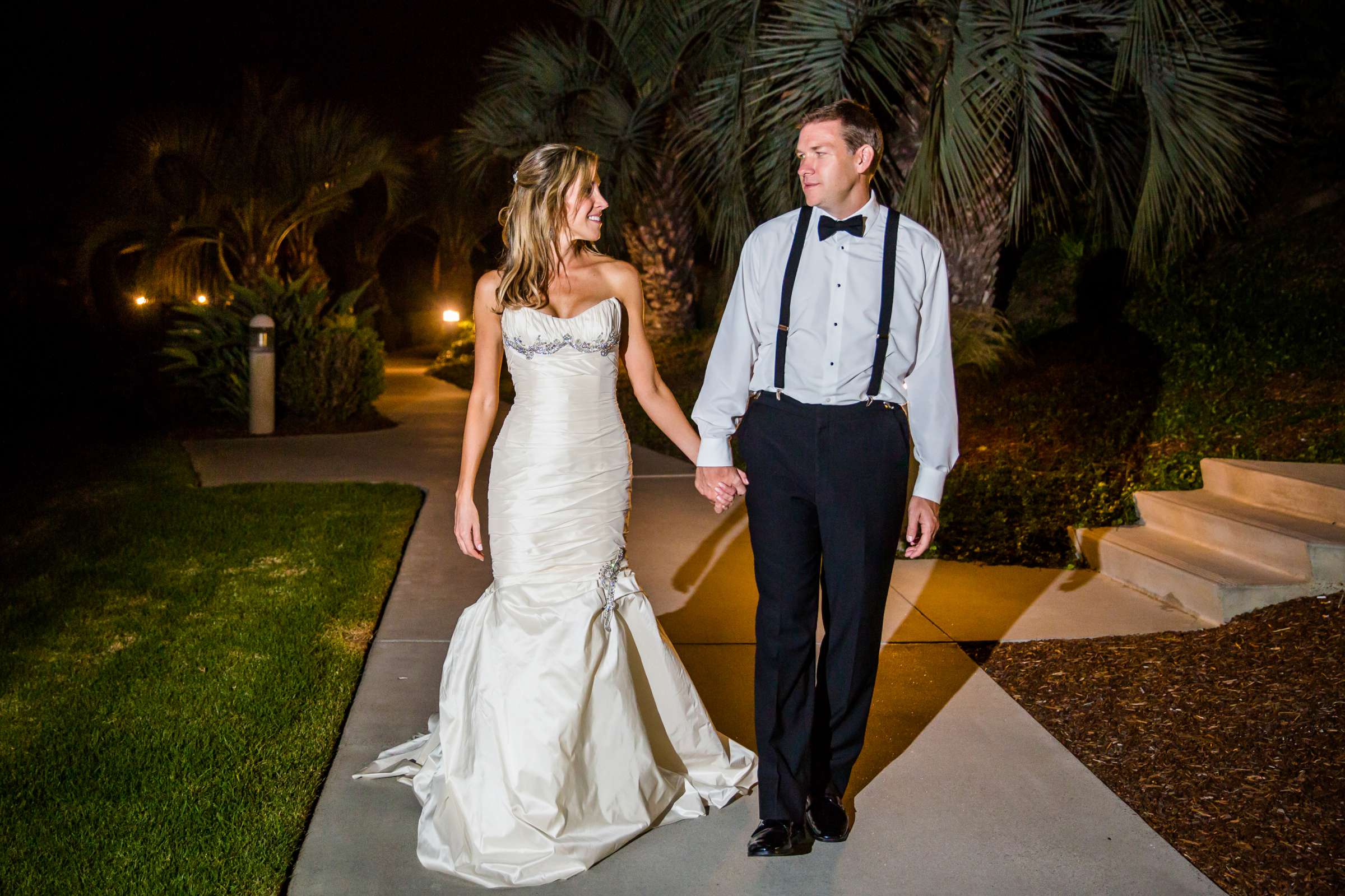 Hilton La Jolla Torrey Pines Wedding coordinated by First Comes Love Weddings & Events, Katherine and Scott Wedding Photo #164742 by True Photography