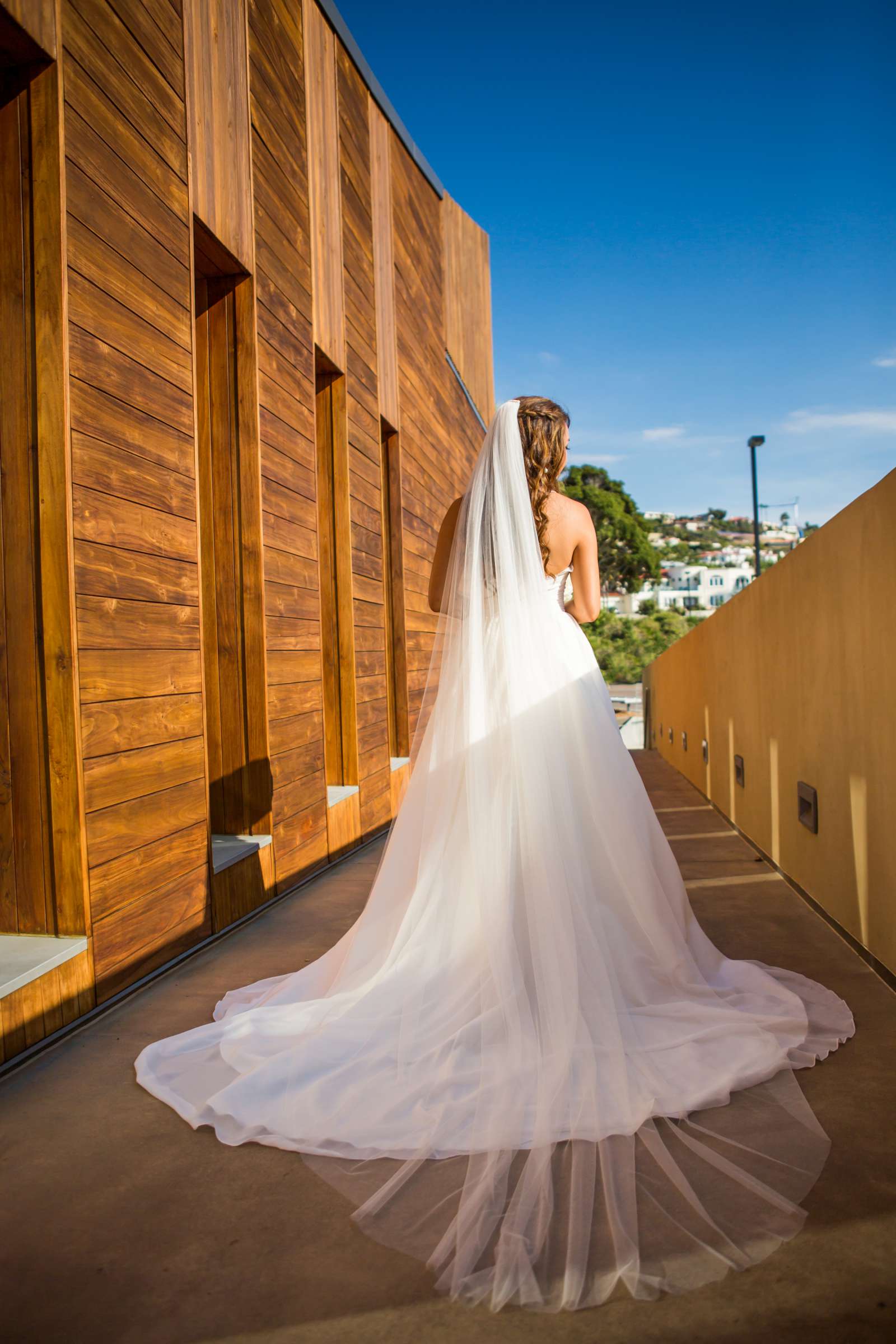 Scripps Seaside Forum Wedding coordinated by San Diego Events Company, Vivienne and Andrew Wedding Photo #19 by True Photography