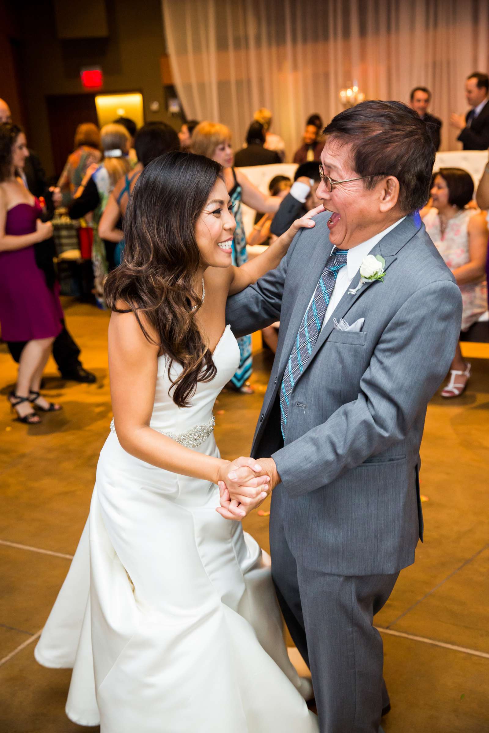 Scripps Seaside Forum Wedding coordinated by Carmin Designs, Christine and Mark Wedding Photo #179934 by True Photography