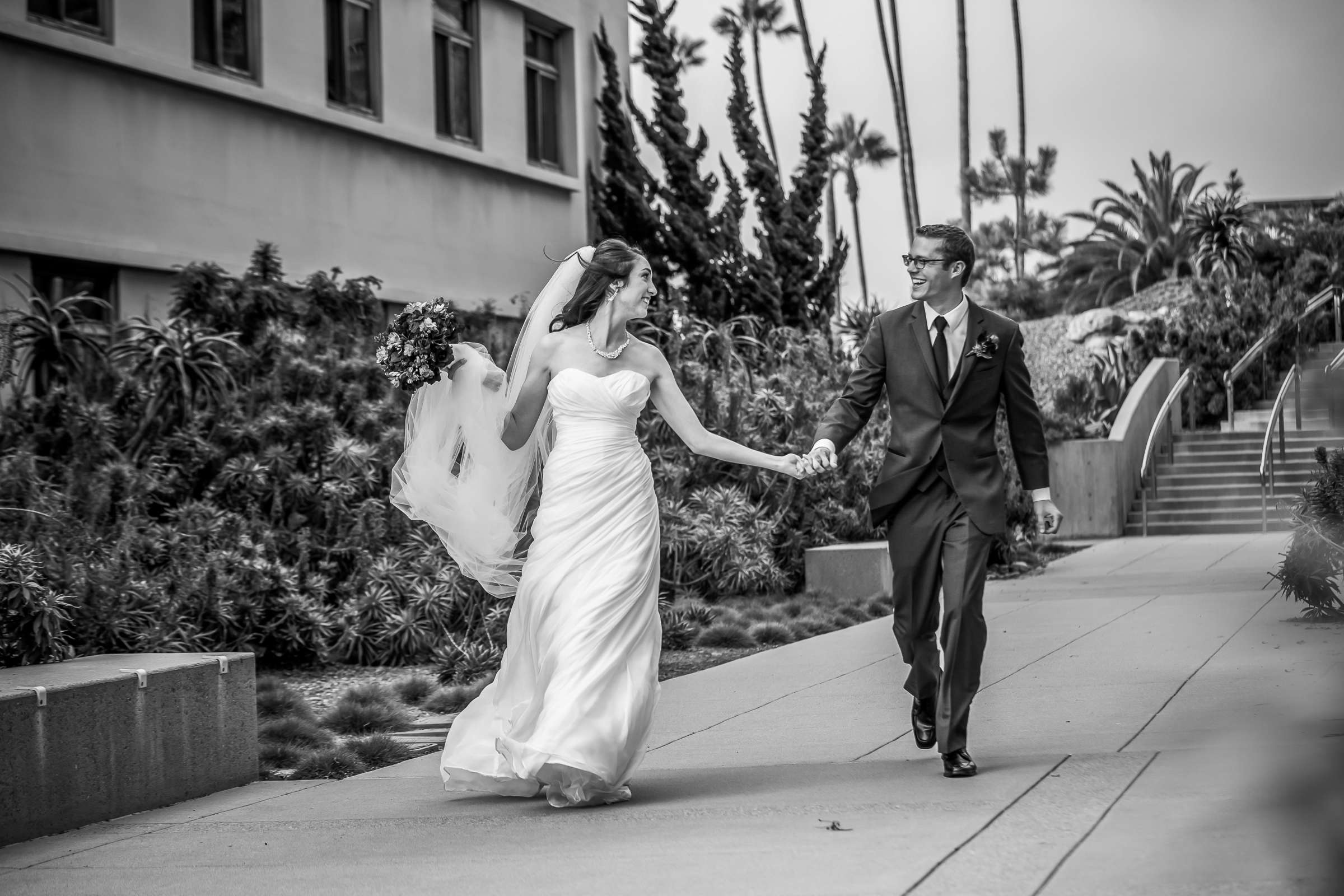 Scripps Seaside Forum Wedding coordinated by Sweet Blossom Weddings, Lauren and Spencer Wedding Photo #17 by True Photography