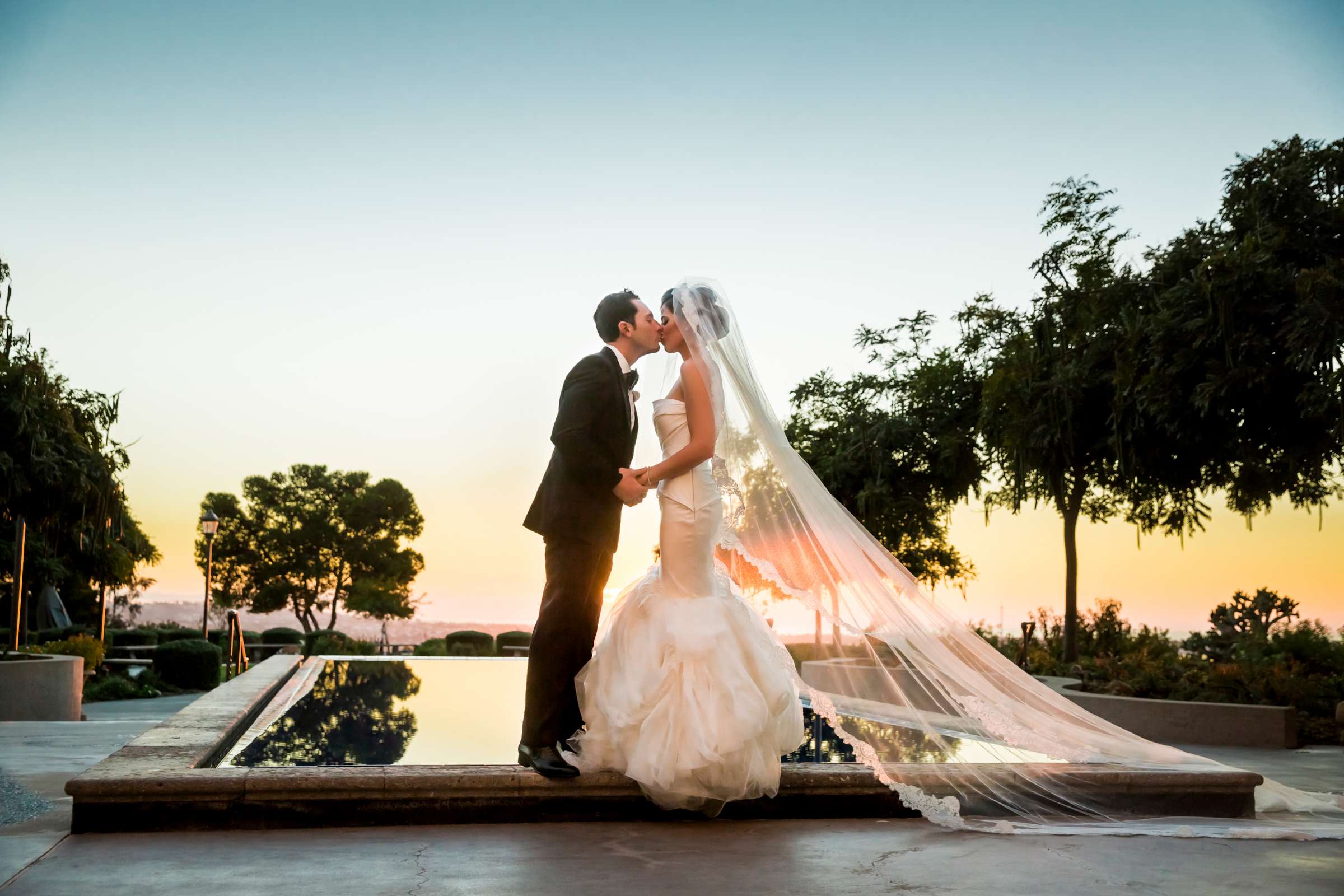 Hyatt Regency La Jolla Wedding, Kamar and Sean Wedding Photo #11 by True Photography
