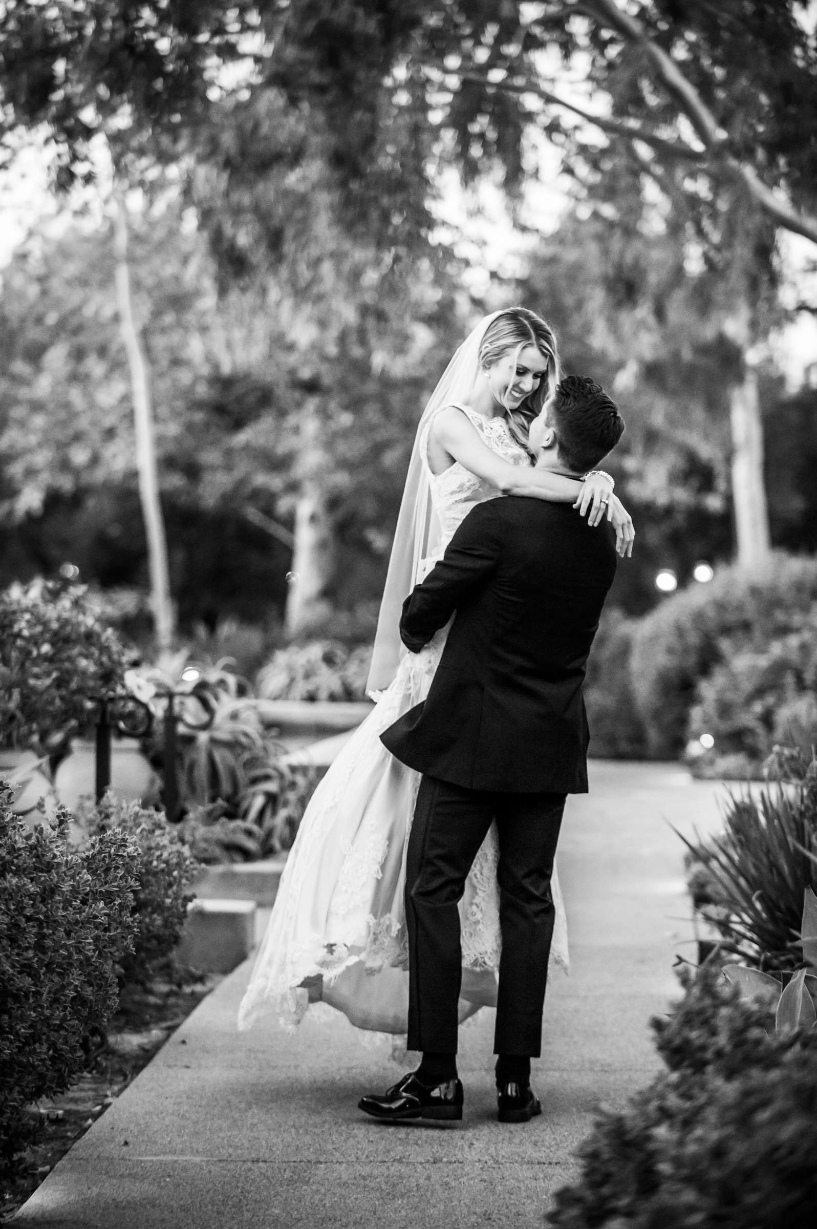 Estancia Wedding coordinated by Sweet Blossom Weddings, Erin and Shaeffer Wedding Photo #80 by True Photography