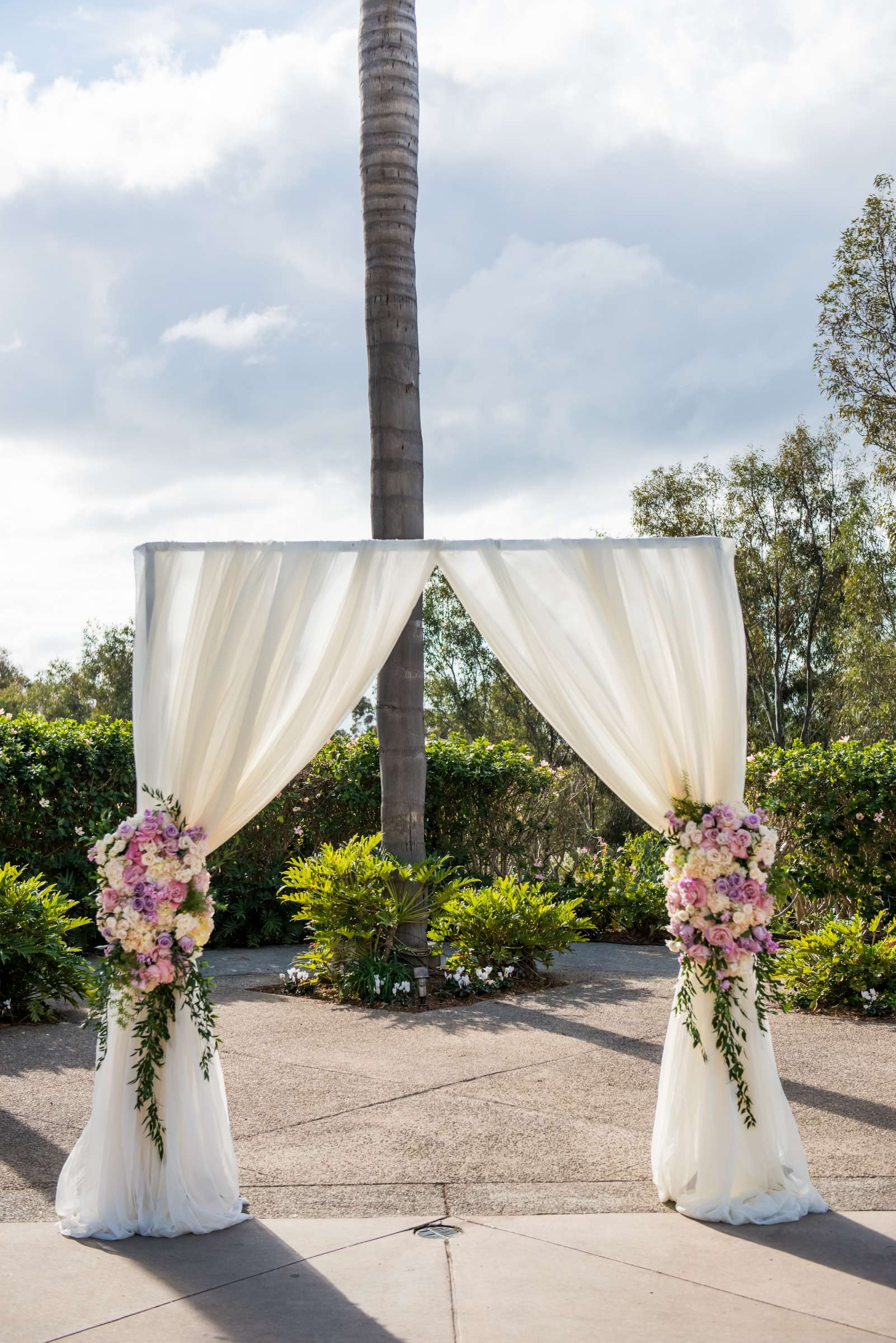 Park Hyatt Aviara Wedding coordinated by Delicate Details, Ashley and Scott Wedding Photo #85 by True Photography